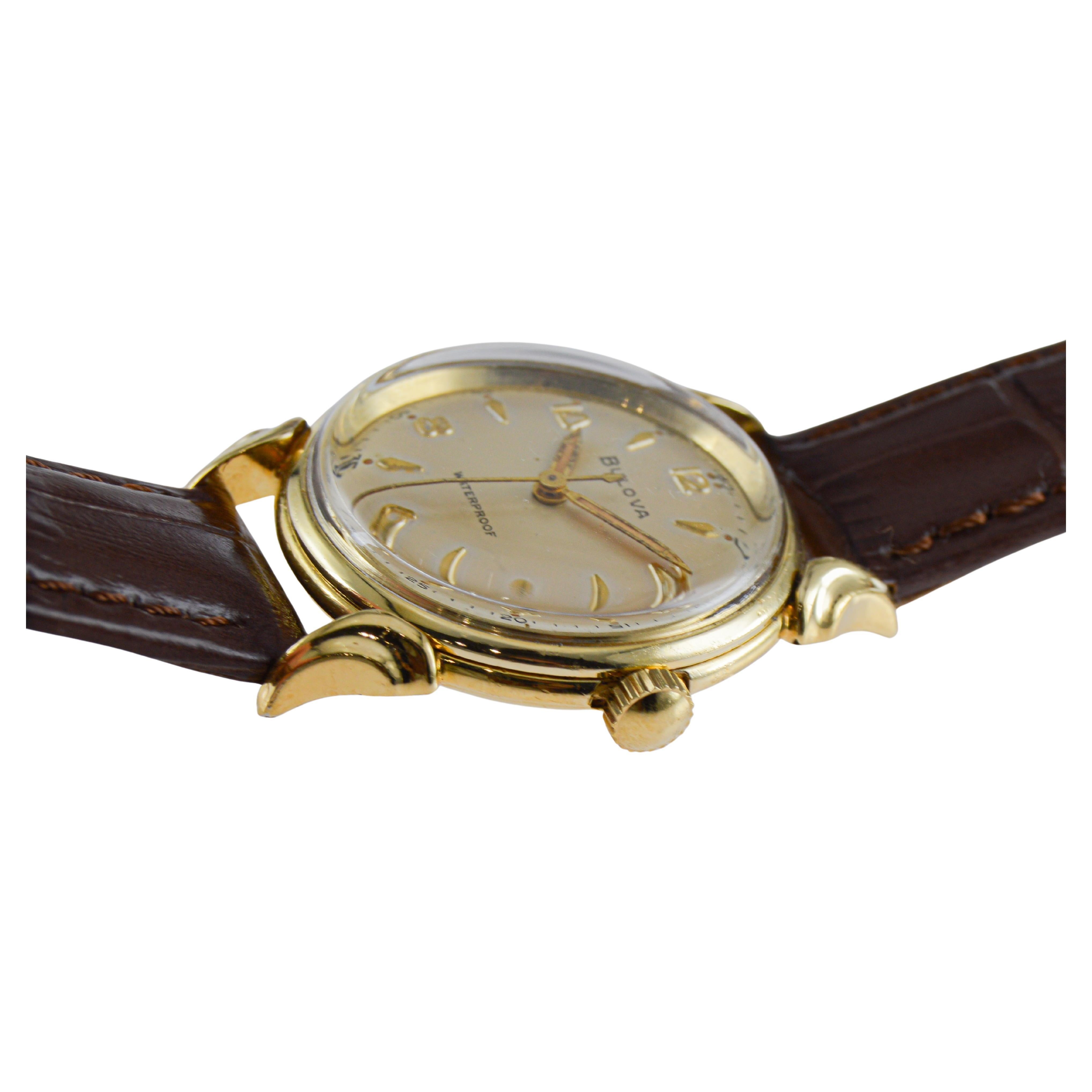 Reloj Bulova Art Decó de oro con esfera original de fábrica Años 50 en venta 10