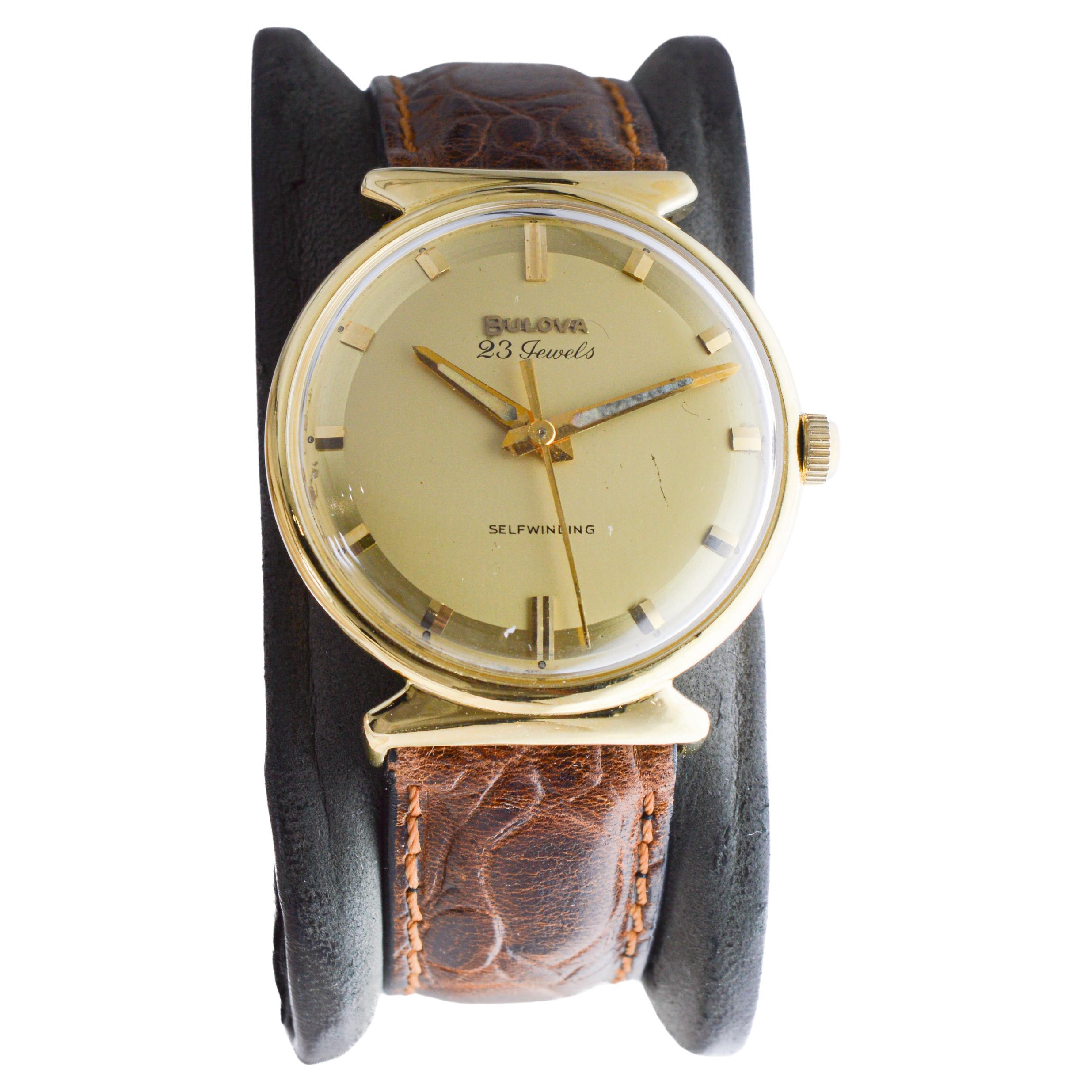 Bulova Gold Filled Mid-Century Modern Automatic from 1960's with Unique Dial In Excellent Condition For Sale In Long Beach, CA