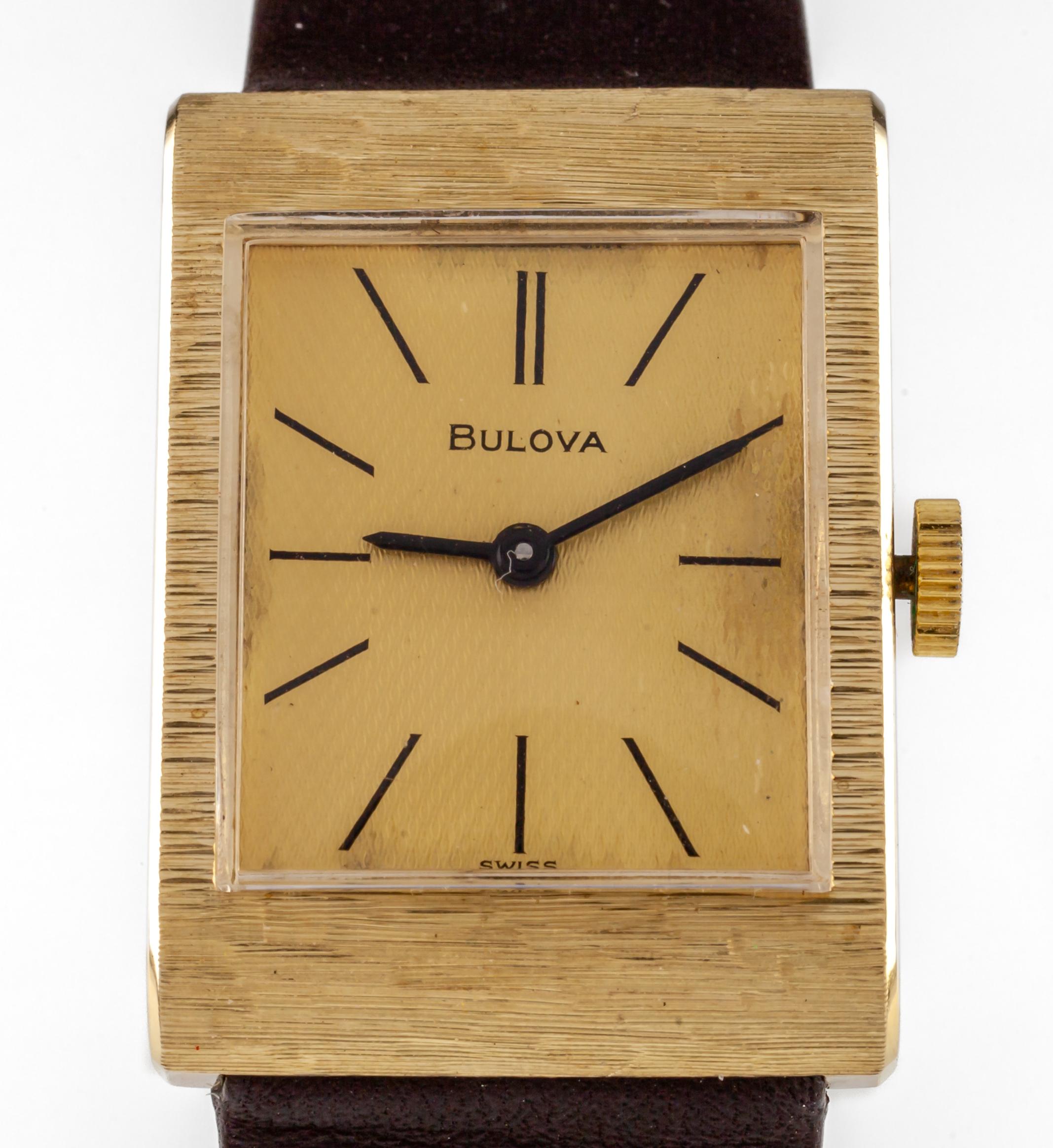 Bulova Herren 14k Gelbgold Vintage Hand-Winding-Uhr Lederband (Moderne) im Angebot