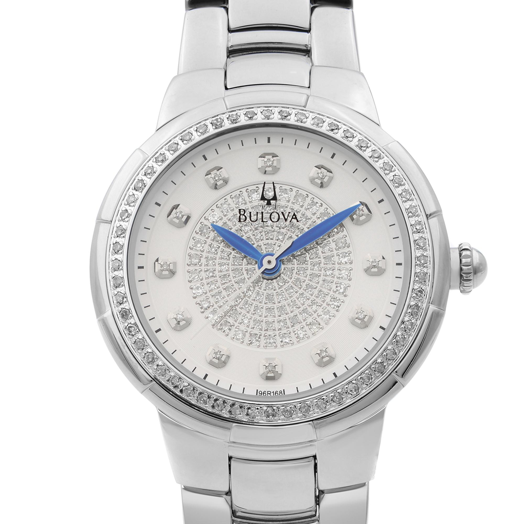 Diese Anzeige Modell Bulova 96R168 Uhr ist eine schöne Frauen Zeitmesser, die angetrieben wird Quarz (Batterie) Bewegung, die in einem Edelstahl-Gehäuse mit einem Edelstahlarmband. Feste Lünette aus Edelstahl mit Diamanten besetzt. Sie hat eine