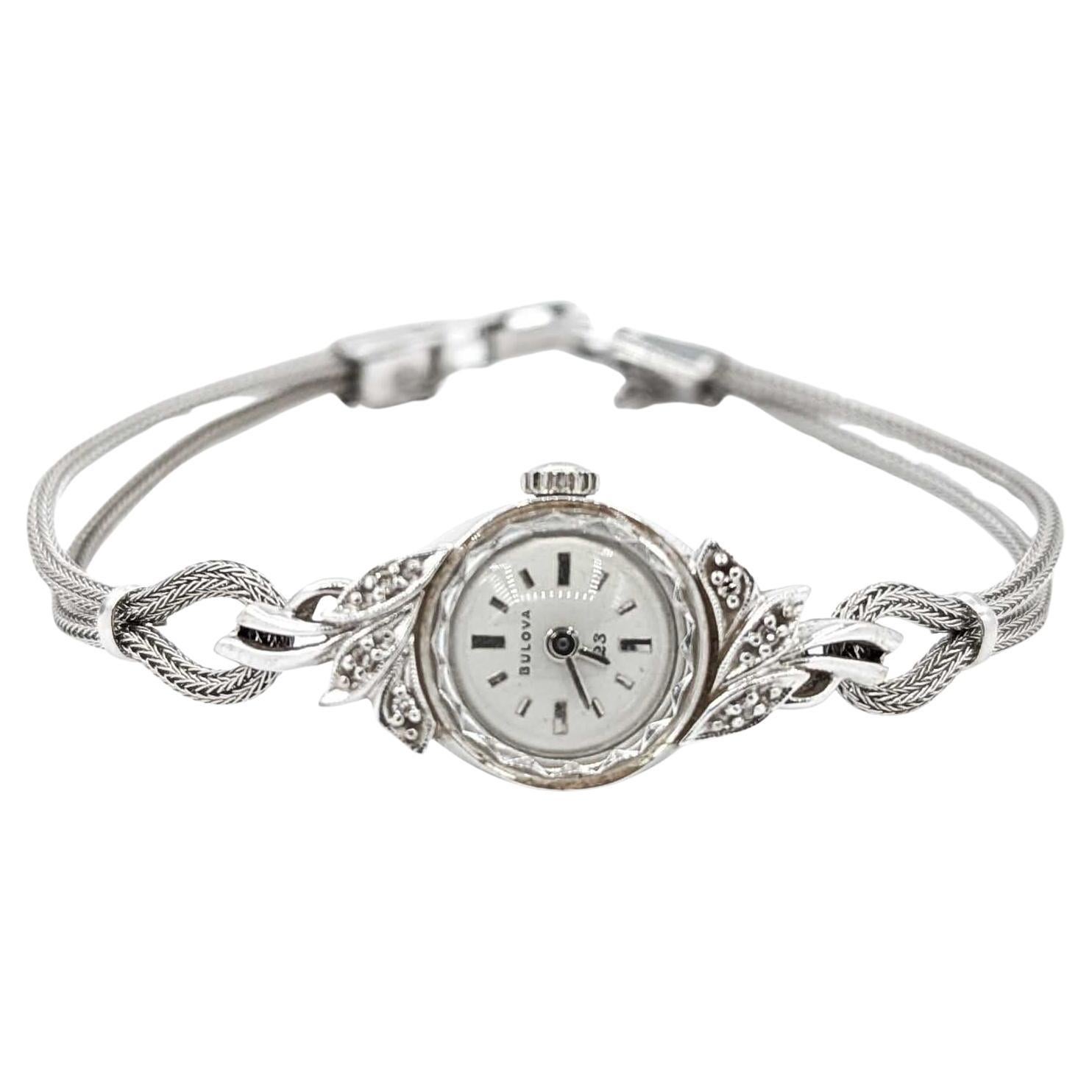 Bulova Aufzieh-Armbanduhr Diamantuhr in 14k Weißgold im Angebot