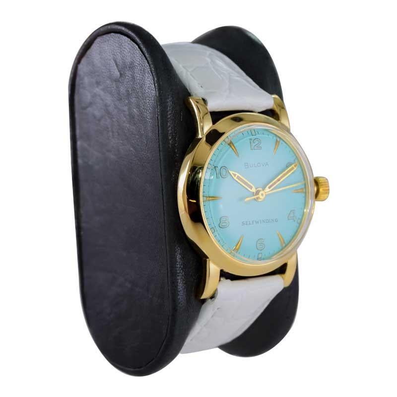 FACTORY / HOUSE: Bulova Watch Company
STYLE / REFERENCE: Art Deco / Round Style
METAL / MATERIAL: Gold Filled
CIRCA / YEAR: 1950's / 60's
DIMENSIONS / SIZE: Length 38mm X Diameter 31mm
MOVEMENT / CALIBER: Automatic Winding / 23 Jewels 
DIAL / HANDS: