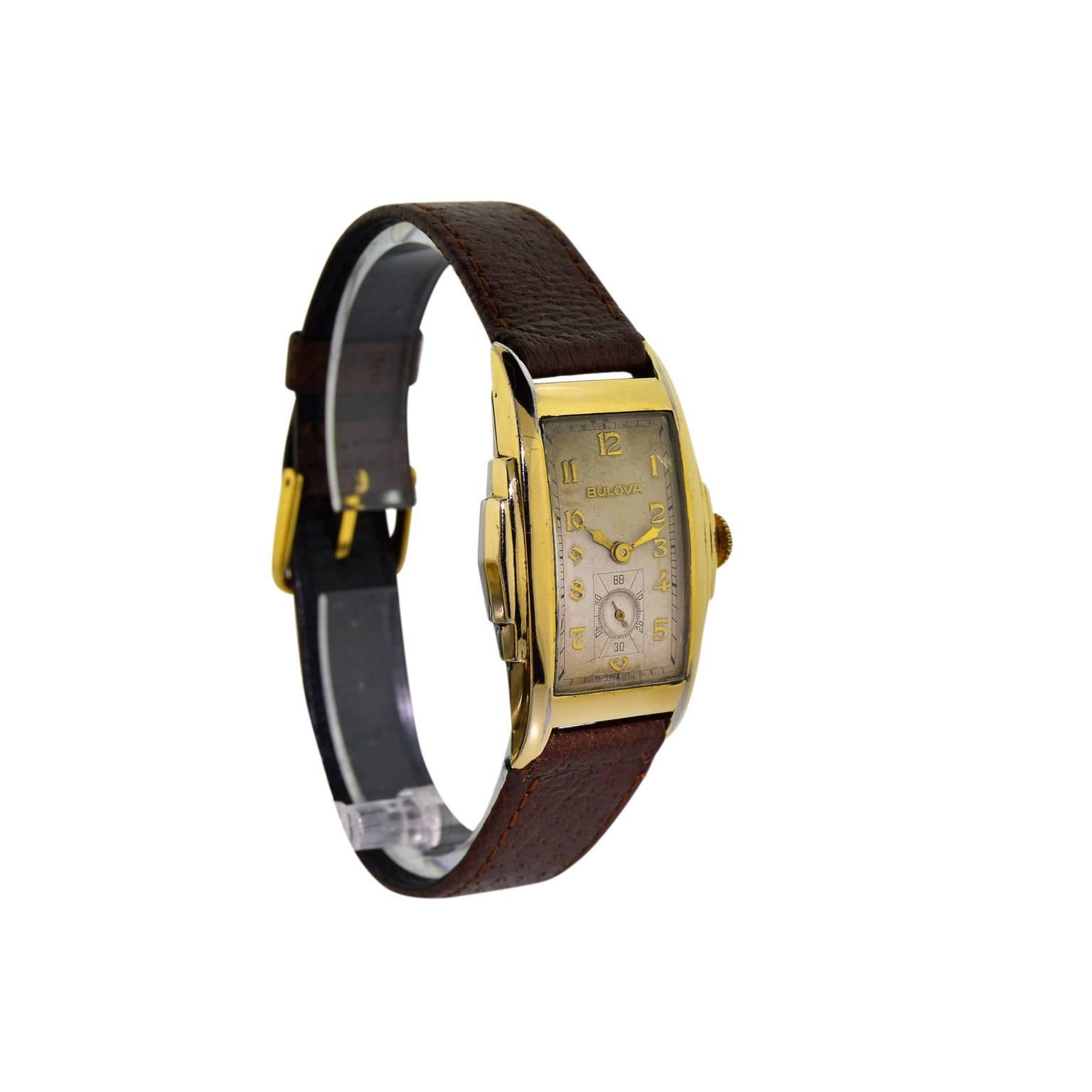 FACTORY / HOUSE: Bulova Watch Company
STYLE / REFERENCE: Curvex Art Deco
METAL / MATERIAL: 14Kt Yellow Gold Filled
CIRCA: 1930s
DIMENSIONS: 42mm X 25mm
MOVEMENT / CALIBER: Manual Winding / 17 Jewels 
DIAL / HANDS: Original Arabic Numerals / Gilt