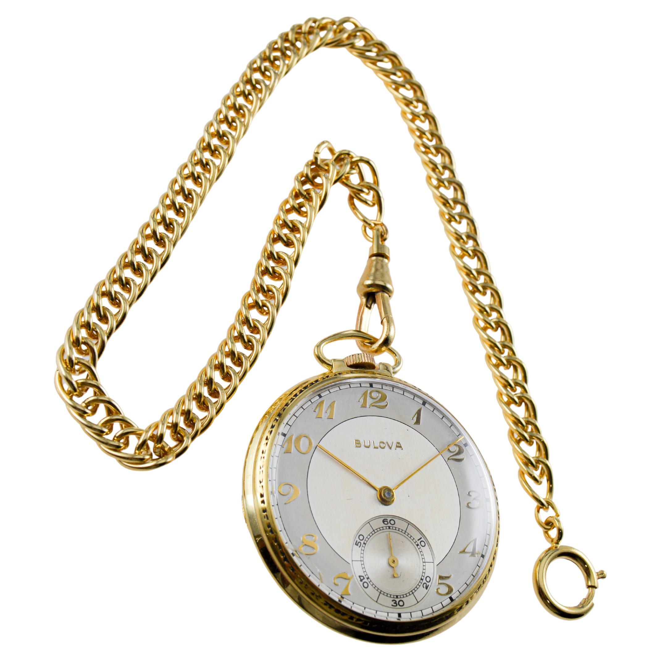FACTORY / HOUSE: Bulova Watch Company
STYLE / REFERENCE: Art Deco / Round Pocket Watch
METAL / MATERIAL: Yellow Gold Filled
CIRCA / YEAR: 1940's
DIMENSIONS: Diameter 43mm
MOVEMENT / CALIBER: Manual Winding / 17 Jewels / Caliber 17AH 
DIAL / HANDS:
