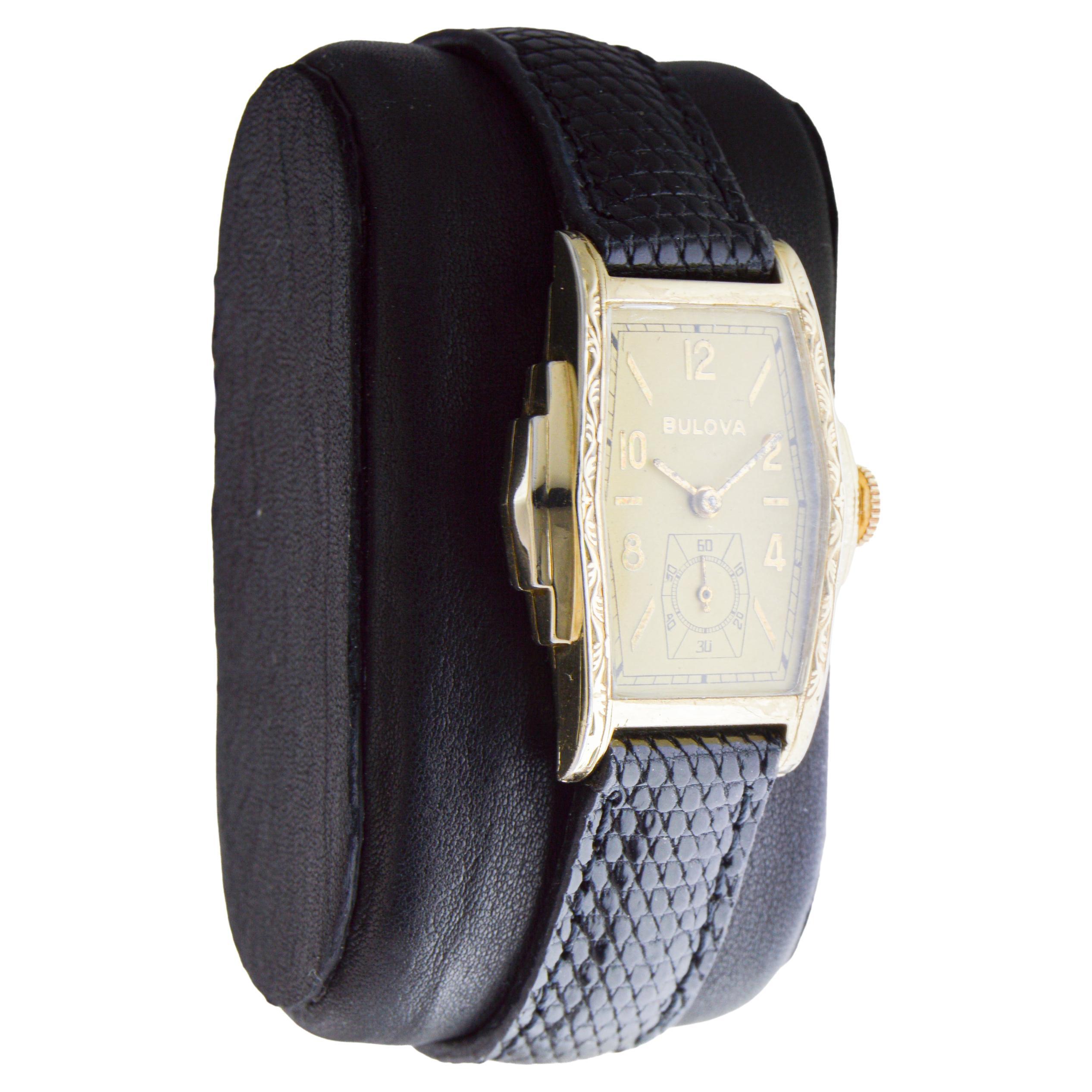 Art déco Bulova Yellow Gold Filled Art Deco Watch circa 1940 with Original Dial en vente