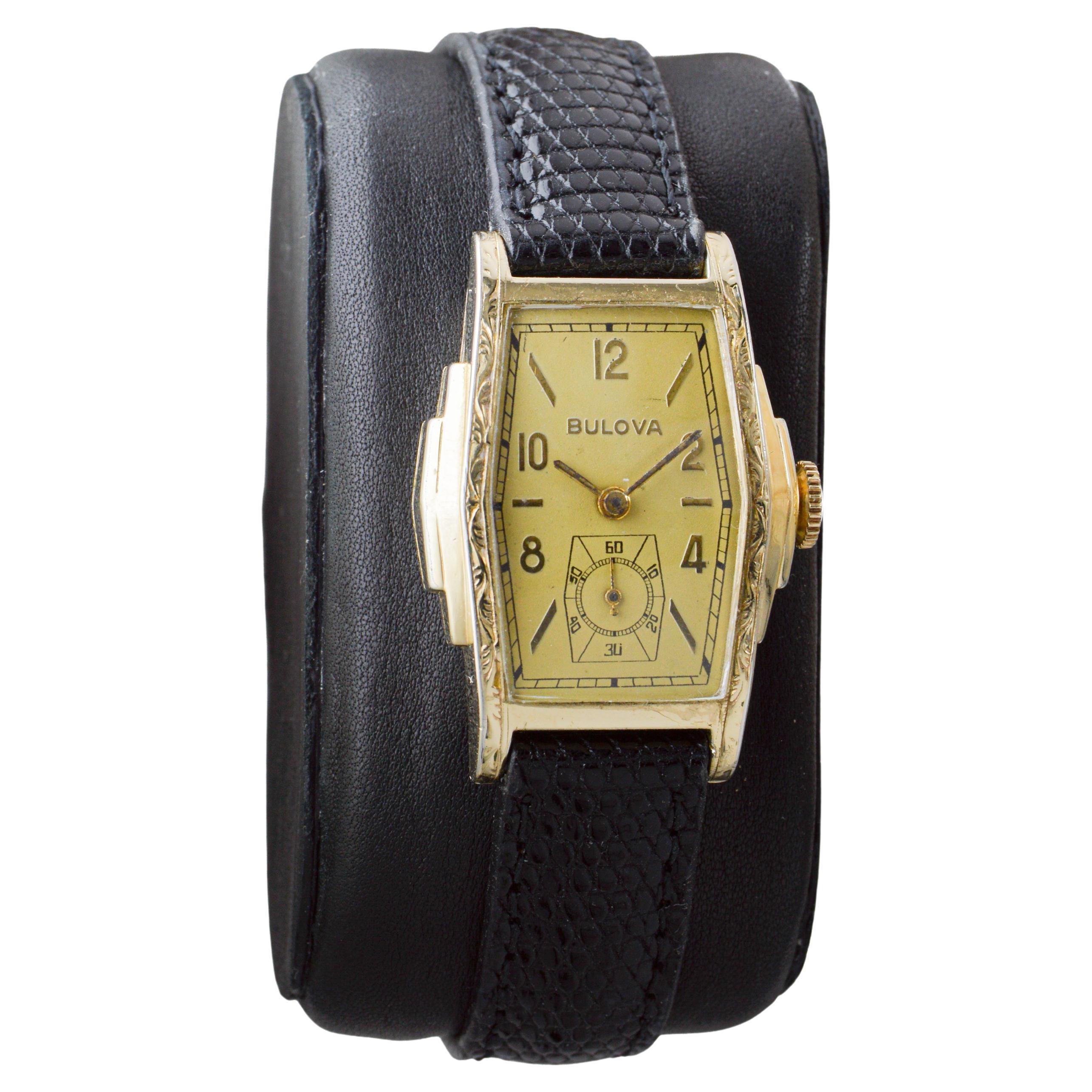 Bulova Yellow Gold Filled Art Deco Watch circa 1940 with Original Dial Excellent état - En vente à Long Beach, CA