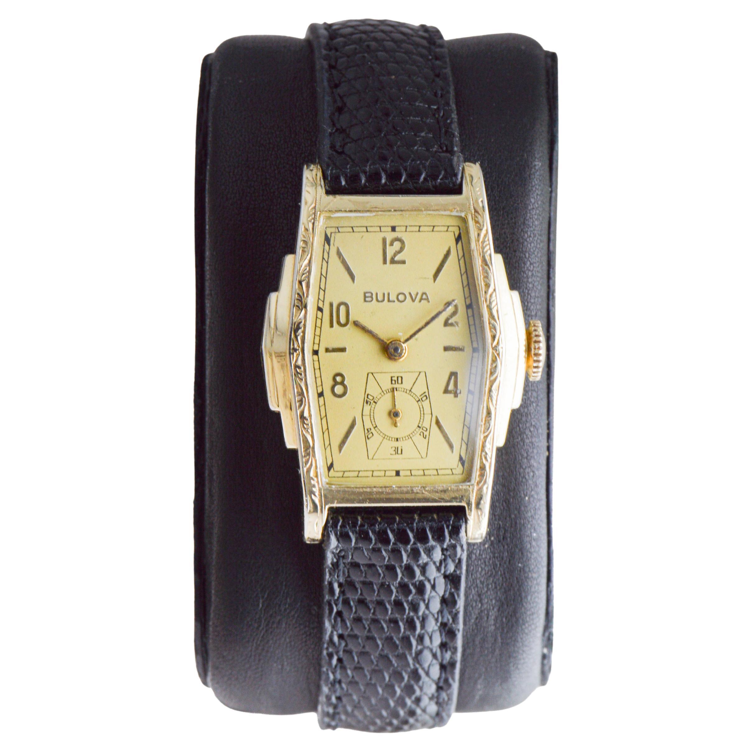 Bulova Yellow Gold Filled Art Deco Watch circa 1940 with Original Dial Unisexe en vente