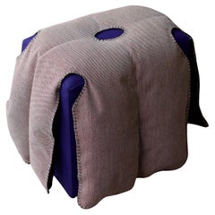 Sgabello Bumhole di Jaclyn Pappalardo
