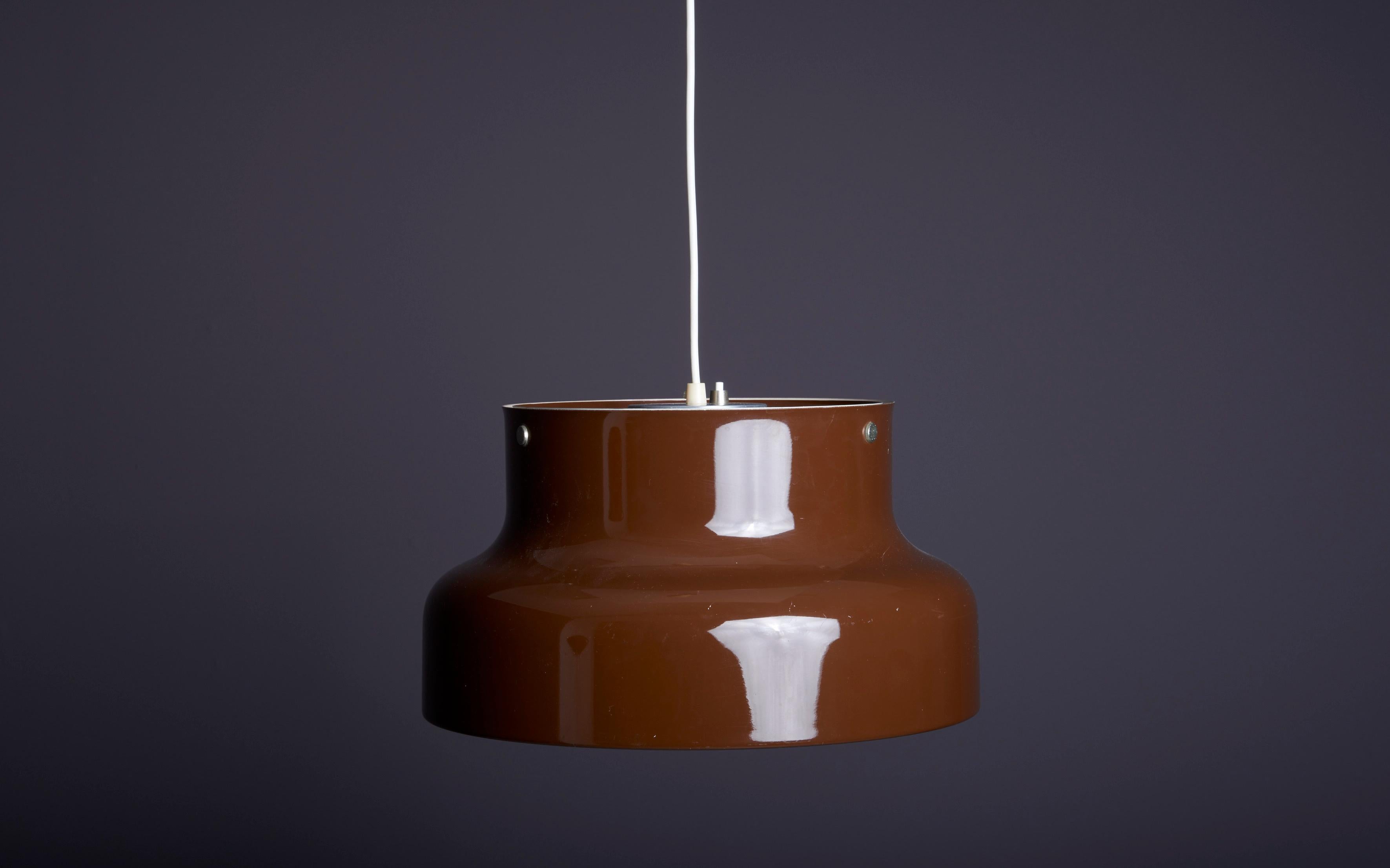 'Bumling' pendant lamp by Anders Pehrson for Ateljé Lyktan, Sweden 1960s. 
Socket: 1 x E27. ‘Bumling’ is the Swedish term for boulder, a name that has been attributed to Pehrson's lamp when it was first exhibited at the 1968 lighting fair in