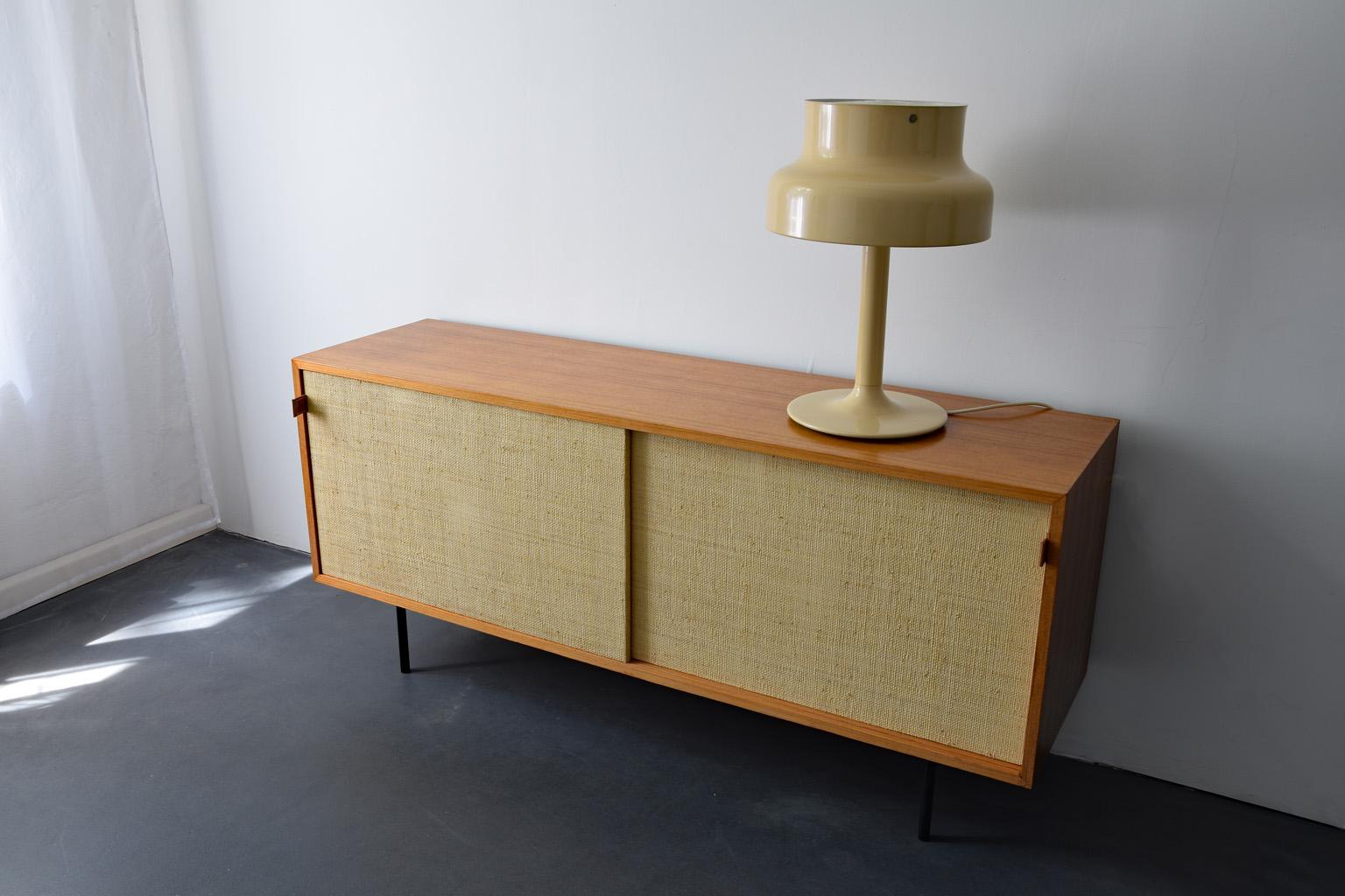 Bumling table lamp by Anders Pehrson for Atelje Lyktan, Sweden beige, 1970s.



 