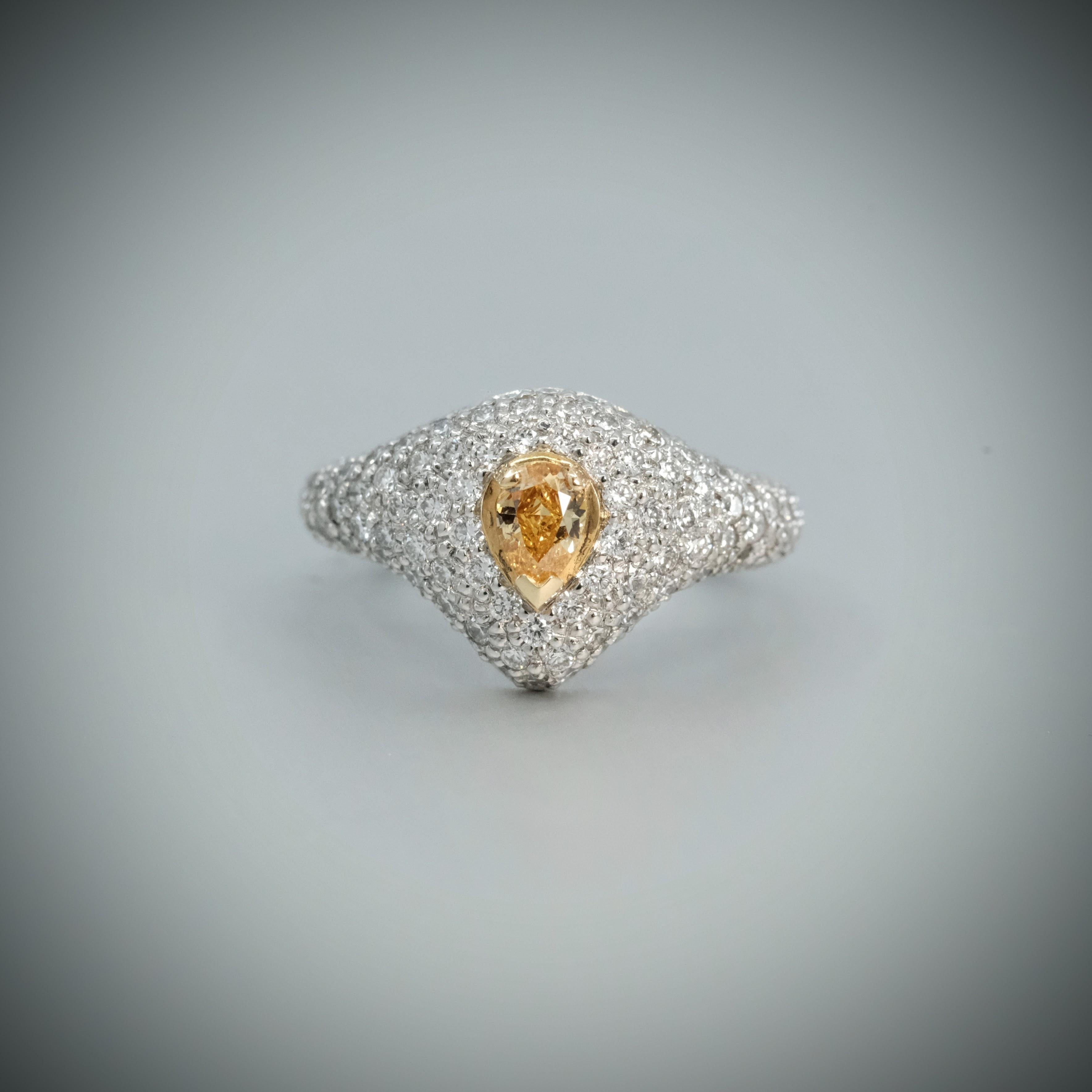 BUNDA 0.36ct Fancy intense yellow Diamond and 1.69cts Diamonds ring in 18k gold 1