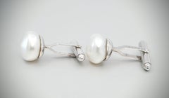 BUNDA 12.8-12.9mm white South Sea Pearl cufflinks, 18k white gold