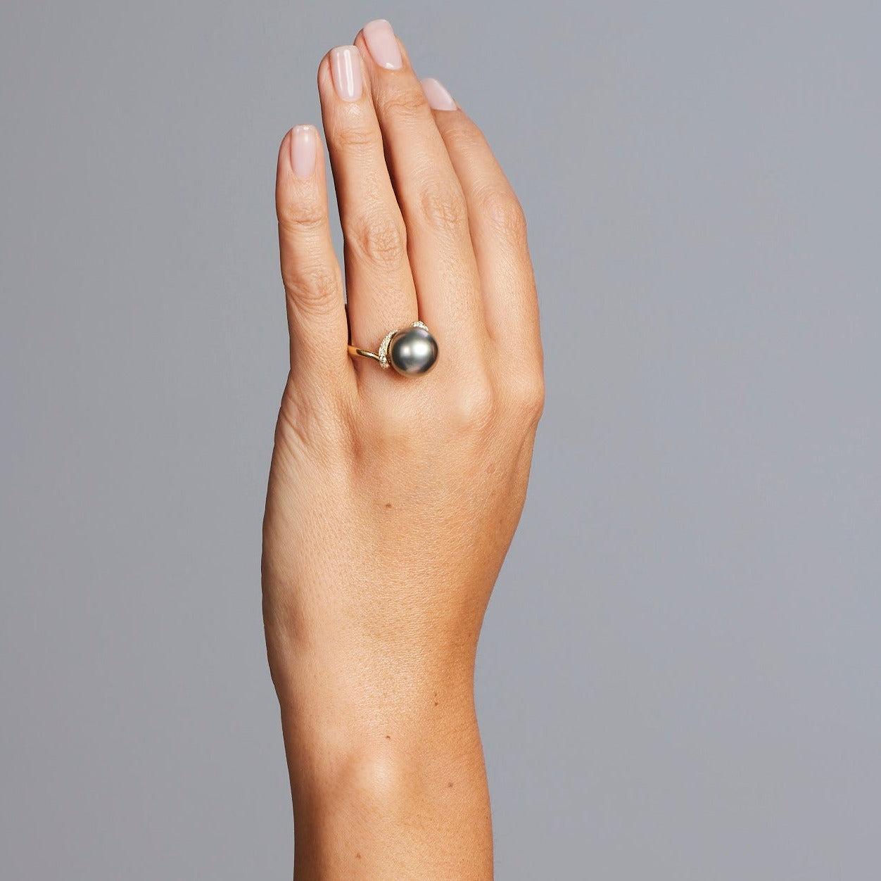 BUNDA Anillo de perlas de Tahití de 13 mm con diamantes de 0,28 ct en oro amarillo de 18k en Nuevo estado para la venta en SYDNEY, AU