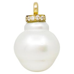 Bunda 15-19mm South Sea Pearl and Diamonds Pendant on 18k yellow and white gold