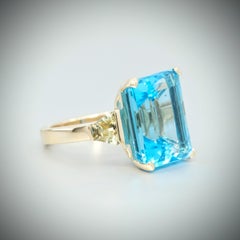 BUNDA 15.36ct Topaz and 1.04ct lemon quartz ring in 18k yellow gold