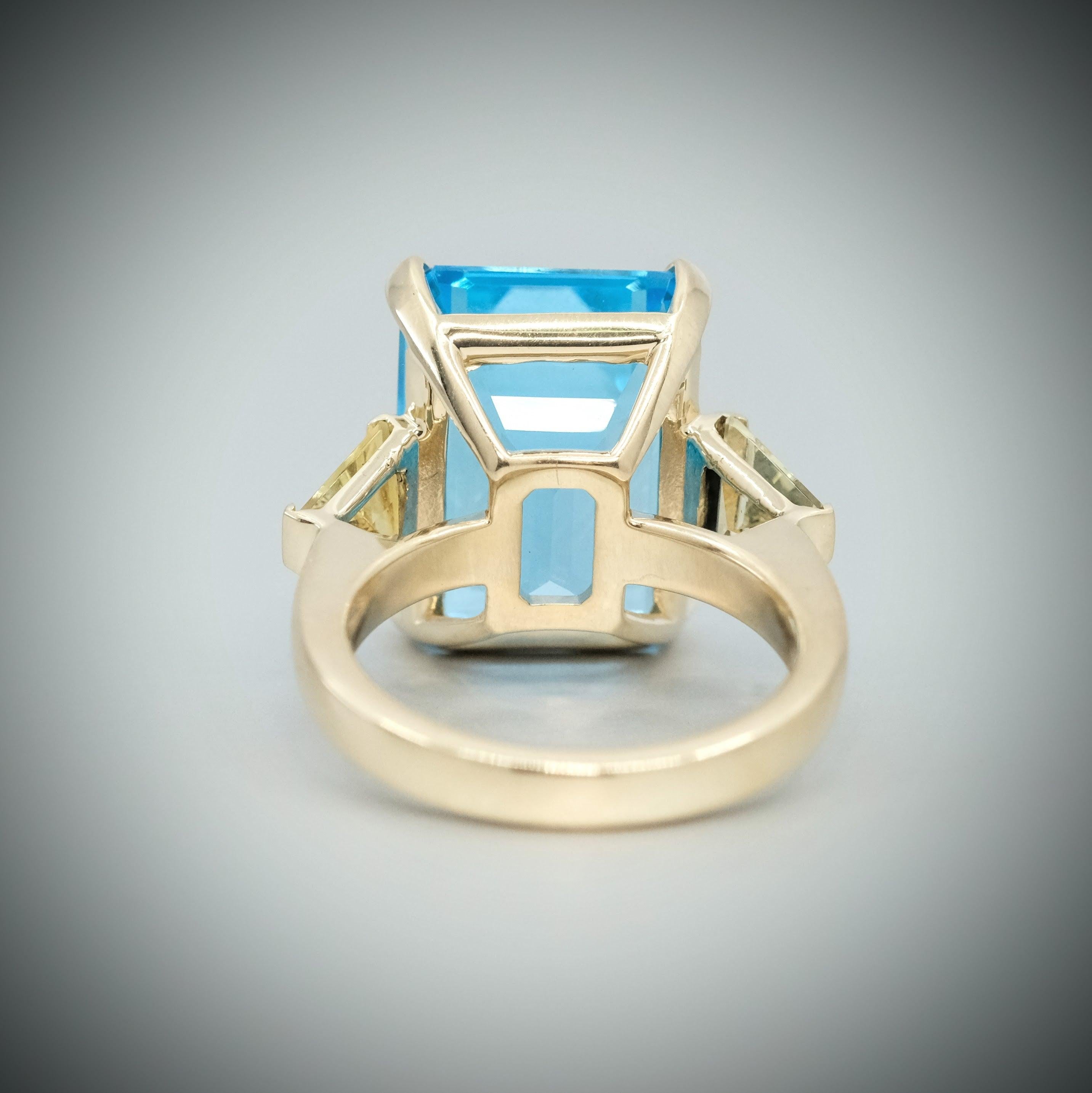 BUNDA Anillo de oro amarillo de 18 quilates con topacio de 15,36 quilates y cuarzo limón de 1,04 quilates en venta 1