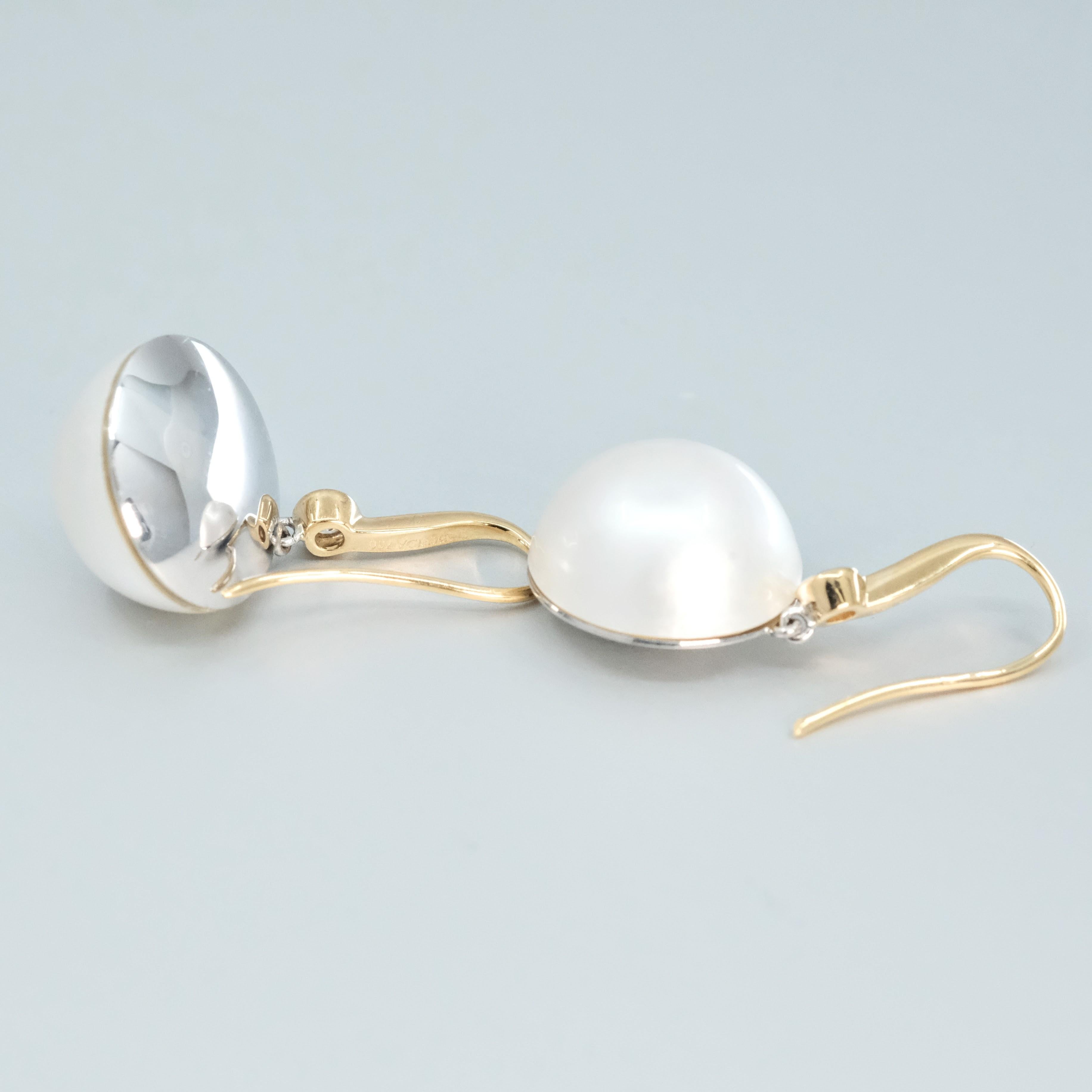 BUNDA 15mm Mabe white pearl drop earrings with diamonds on 18k gold. In New Condition For Sale In SYDNEY, AU