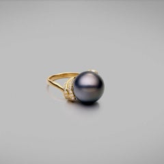 BUNDA 16.4mm Tahitian Pearl ring with 0.52ct Diamonds in 18k yellow gold