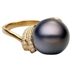 BUNDA 16,4 mm Tahiti-Perlenring mit 0,52 Karat Diamanten aus 18 Karat Gelbgold