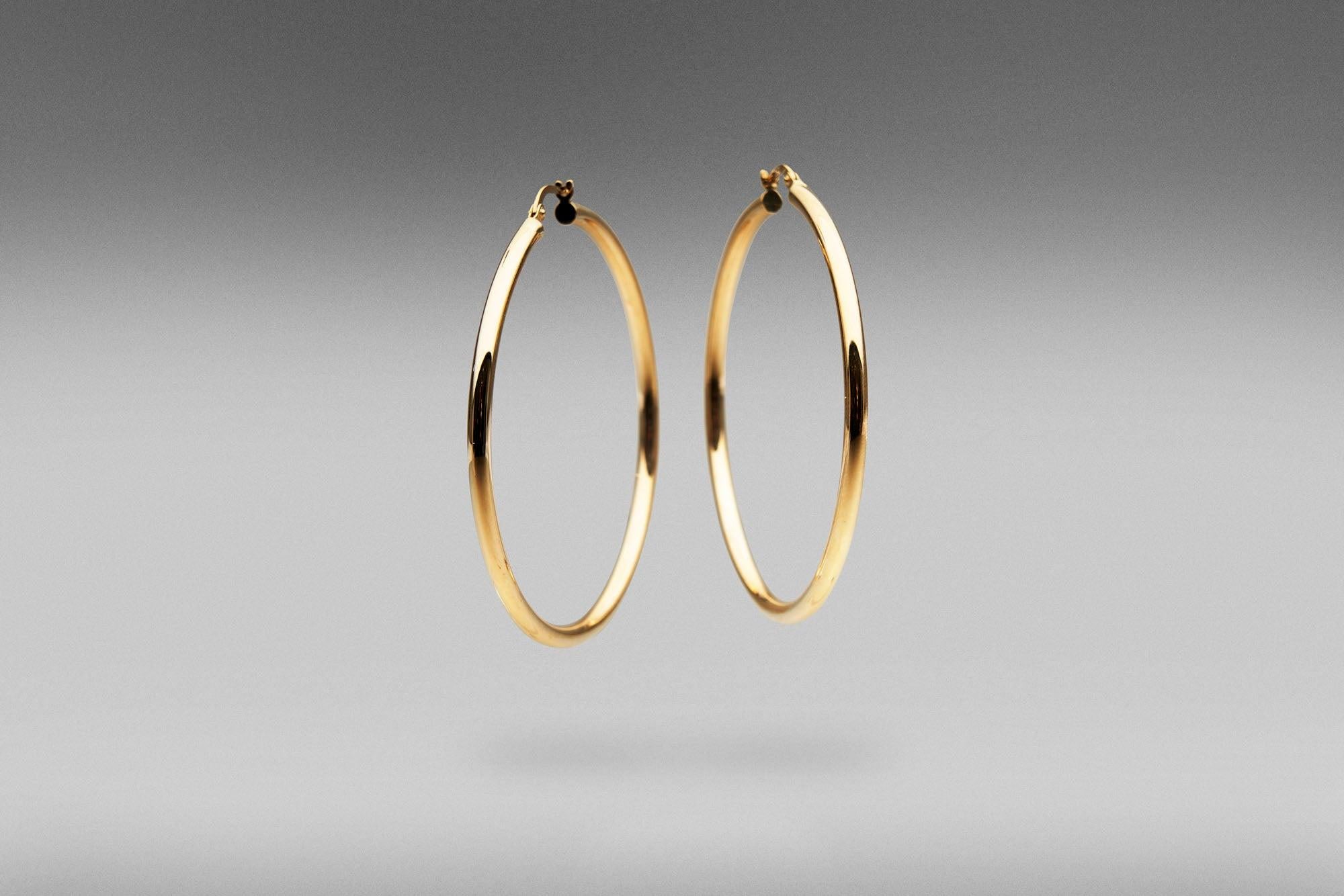 BUNDA Créoles en or jaune 18 carats - 5 cm Unisexe en vente