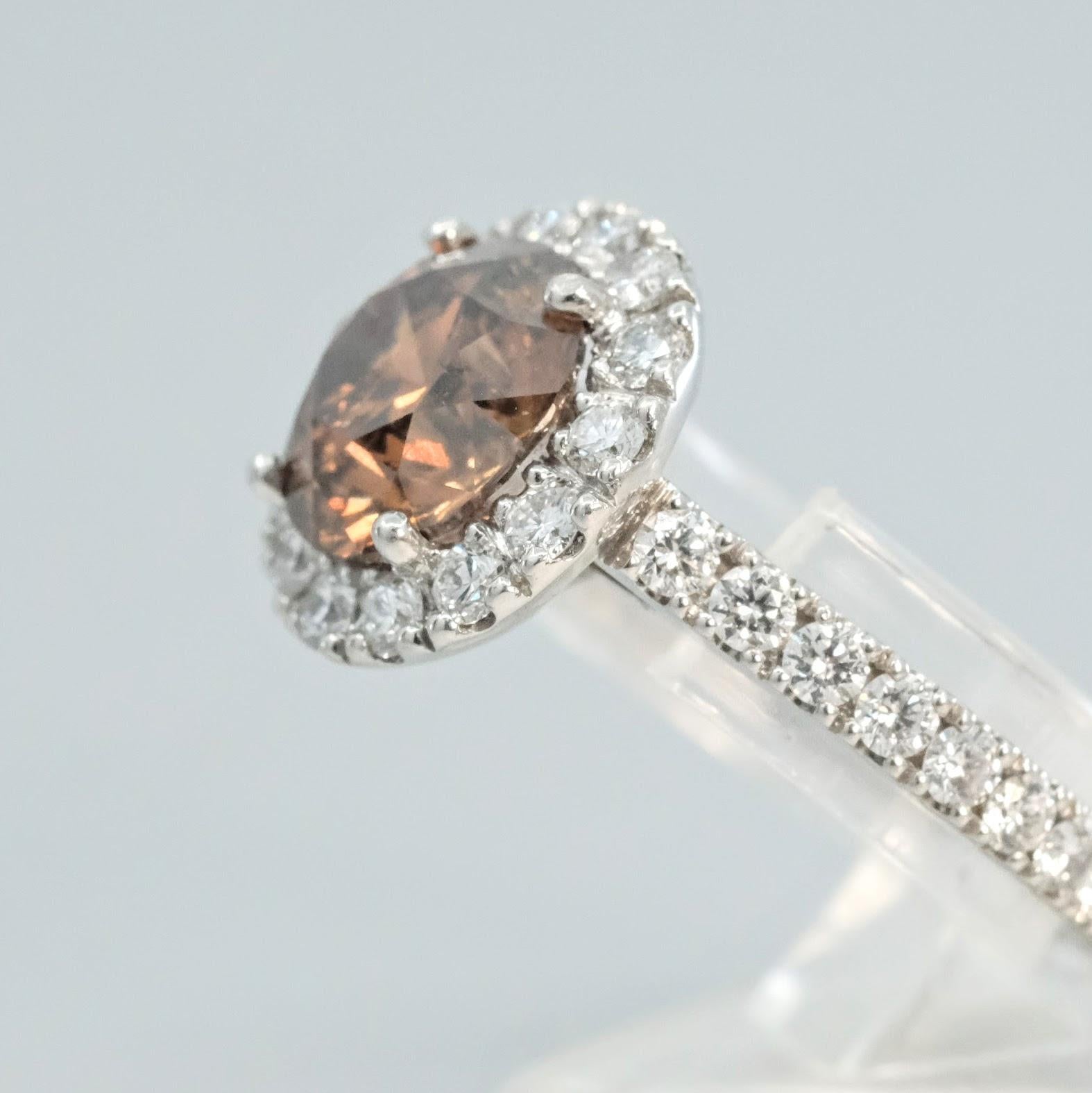 BUNDA 3.01ct Cognac Diamond ring, in Platinum with 1.09ct melee Diamonds In New Condition For Sale In SYDNEY, AU