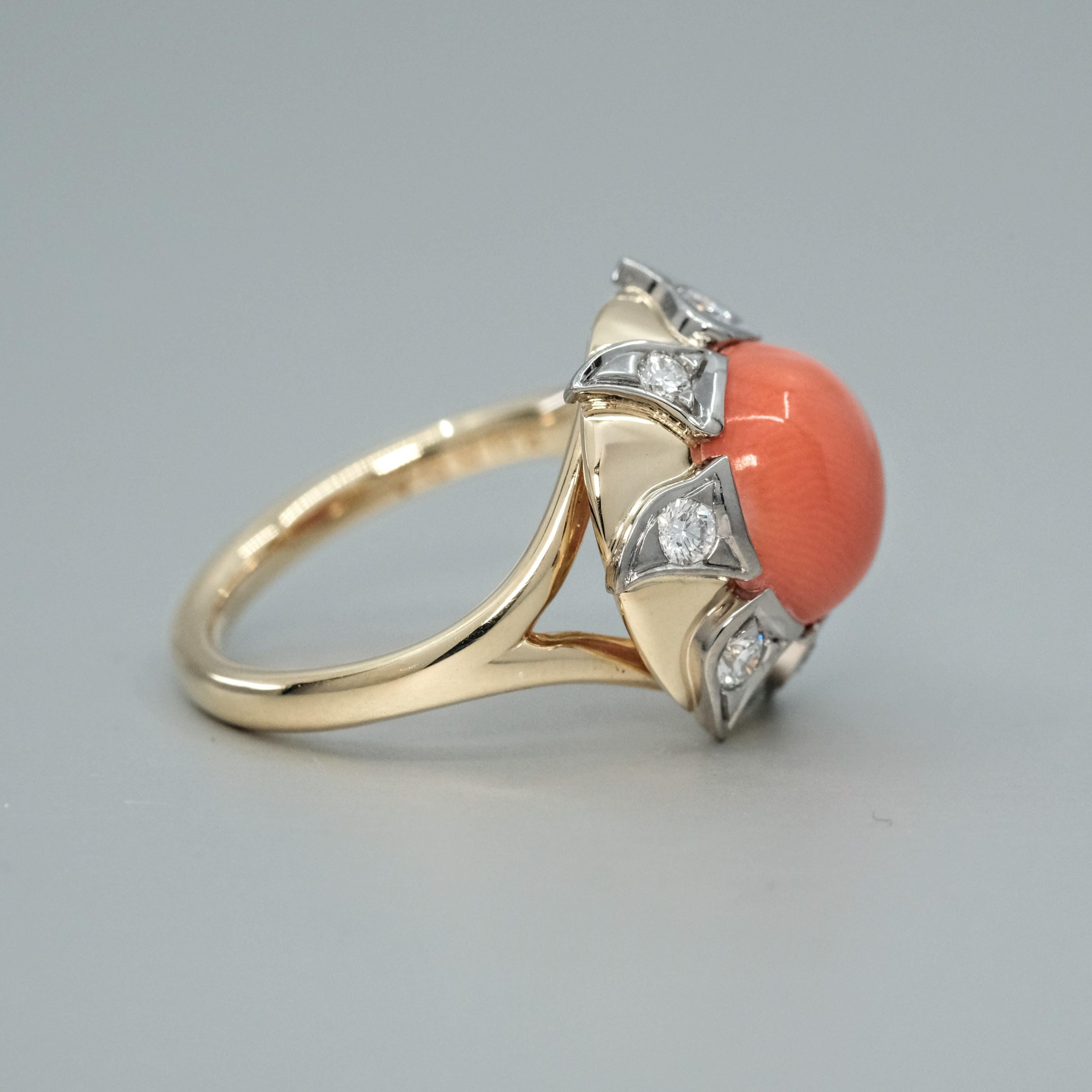BUNDA Ring aus 18 Karat zweifarbigem Gold mit 3,39 Karat Koralle und 0,64 Diamanten im Angebot 4