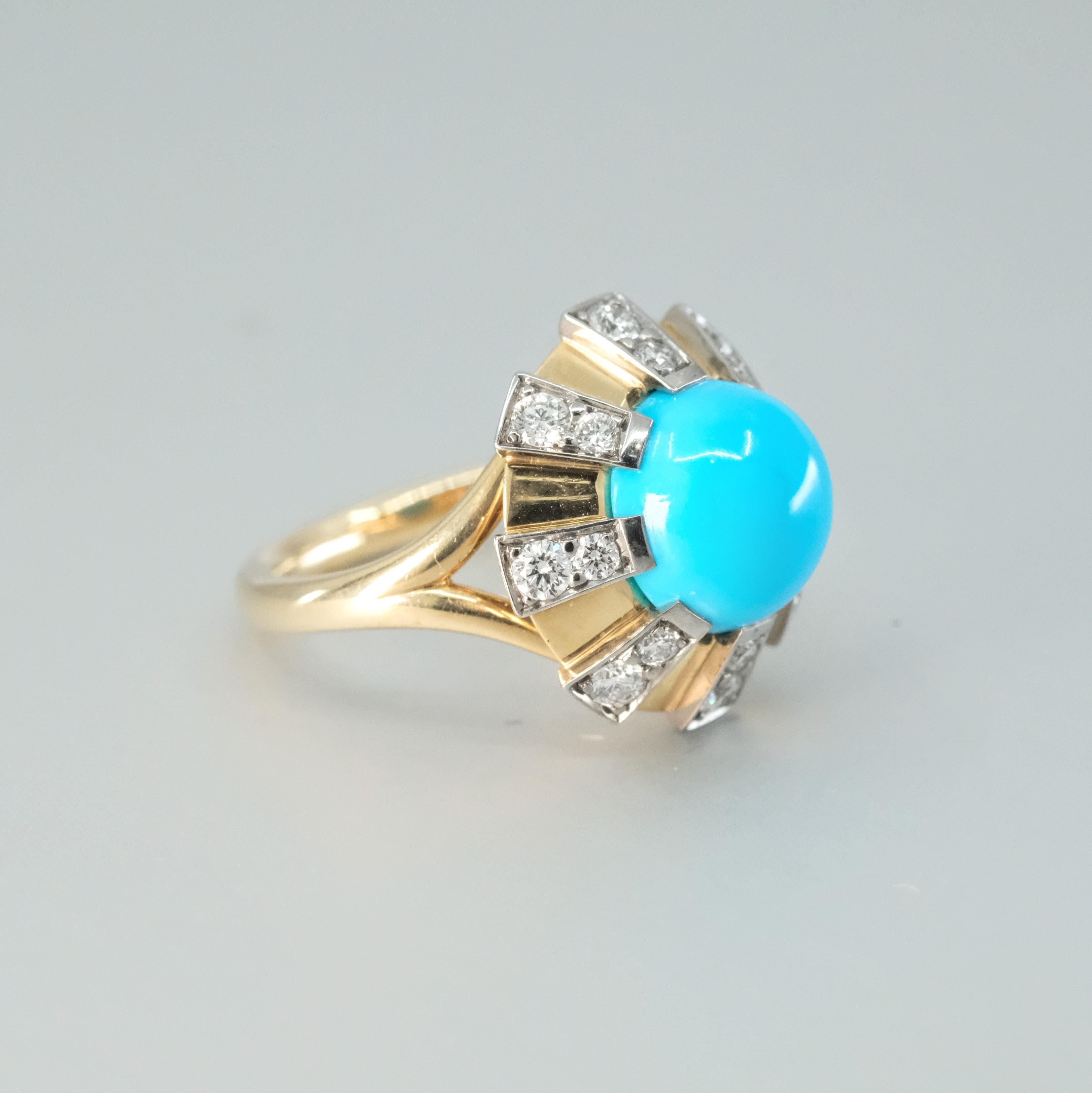Cabochon BUNDA 4.27ct Turquoise and 0.58ct Diamonds in 18k gold For Sale