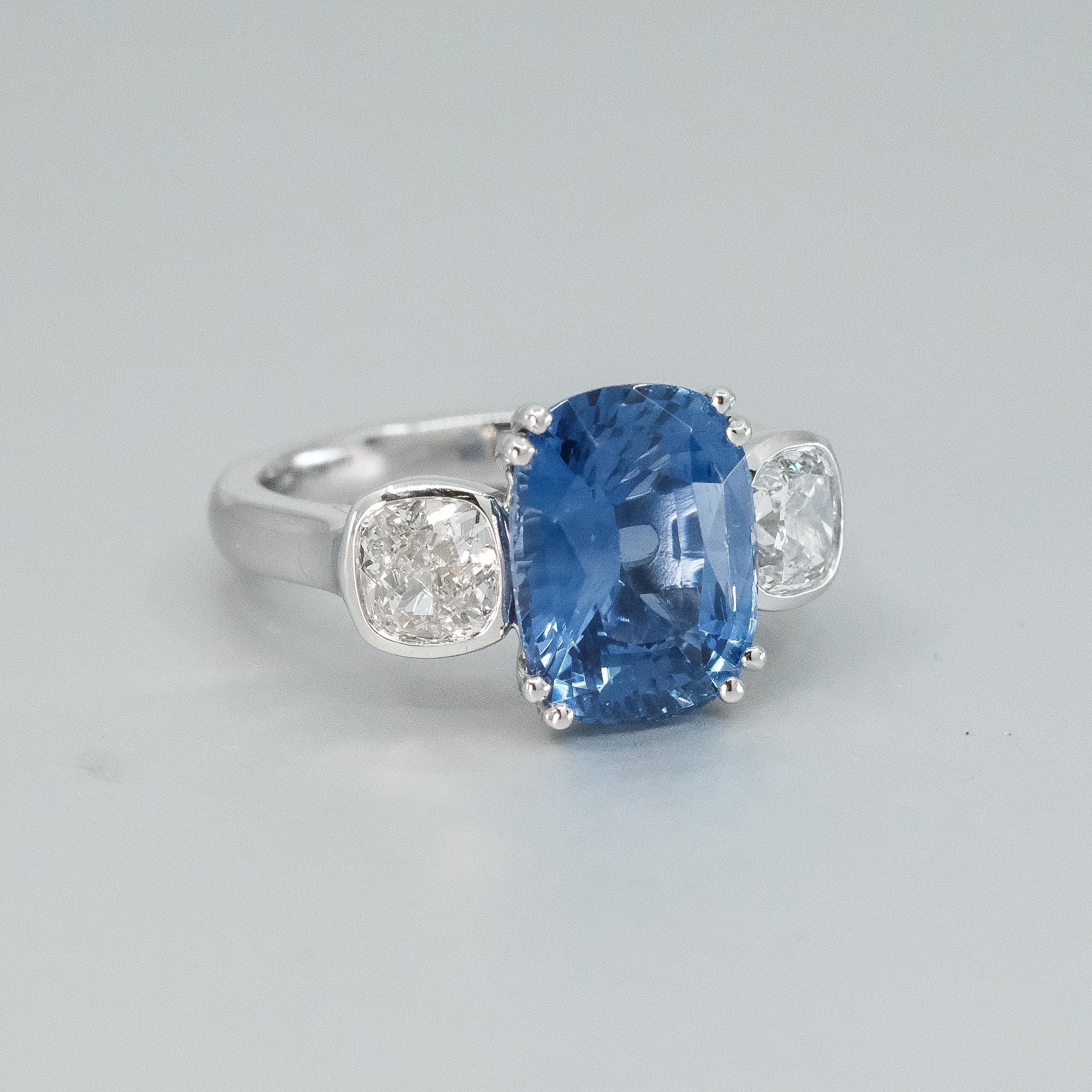 Un anello BUNDA 