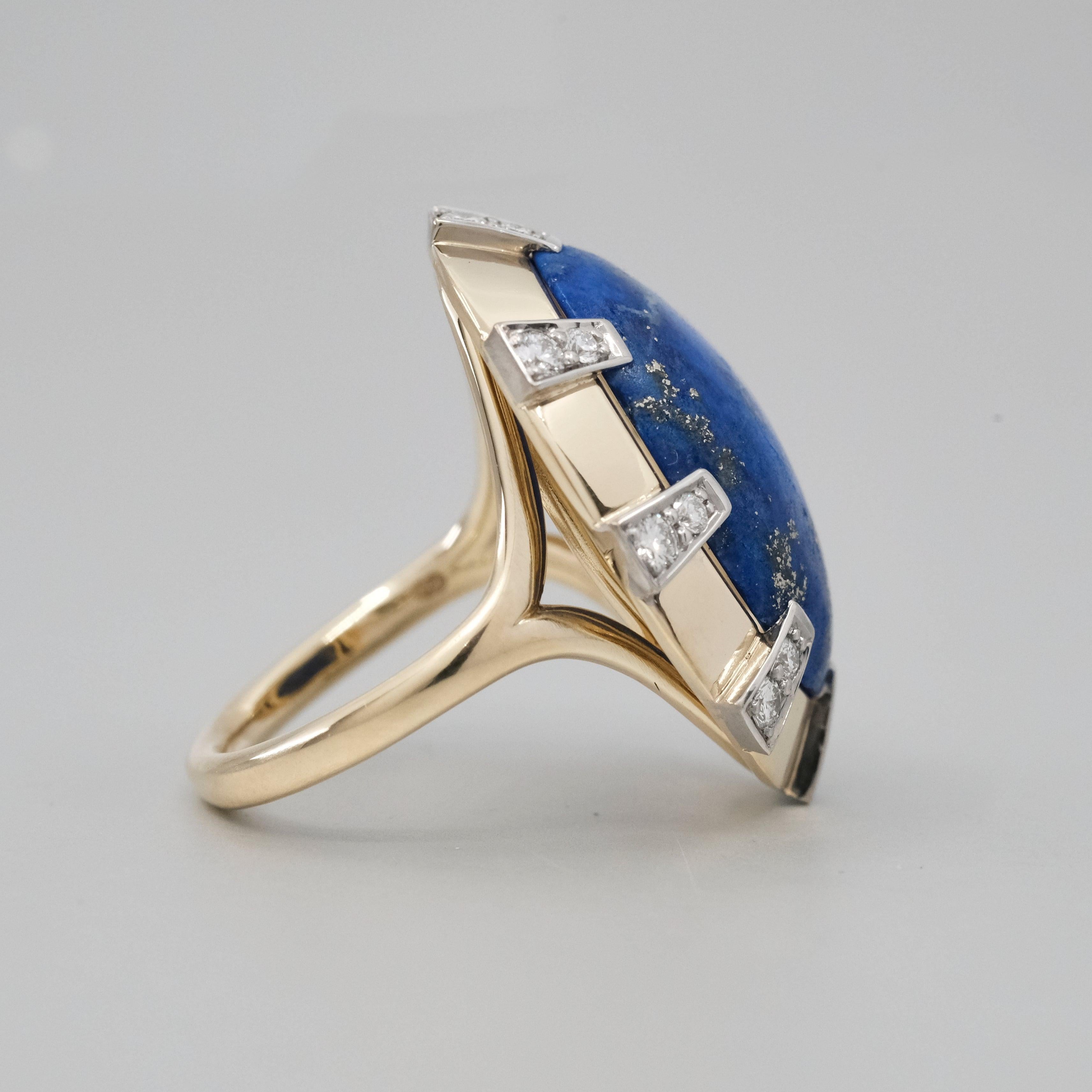 Cabochon BUNDA 9.84ct Lapis Lazuli and 0.43ct Diamonds Ring in 18k yellow gold For Sale