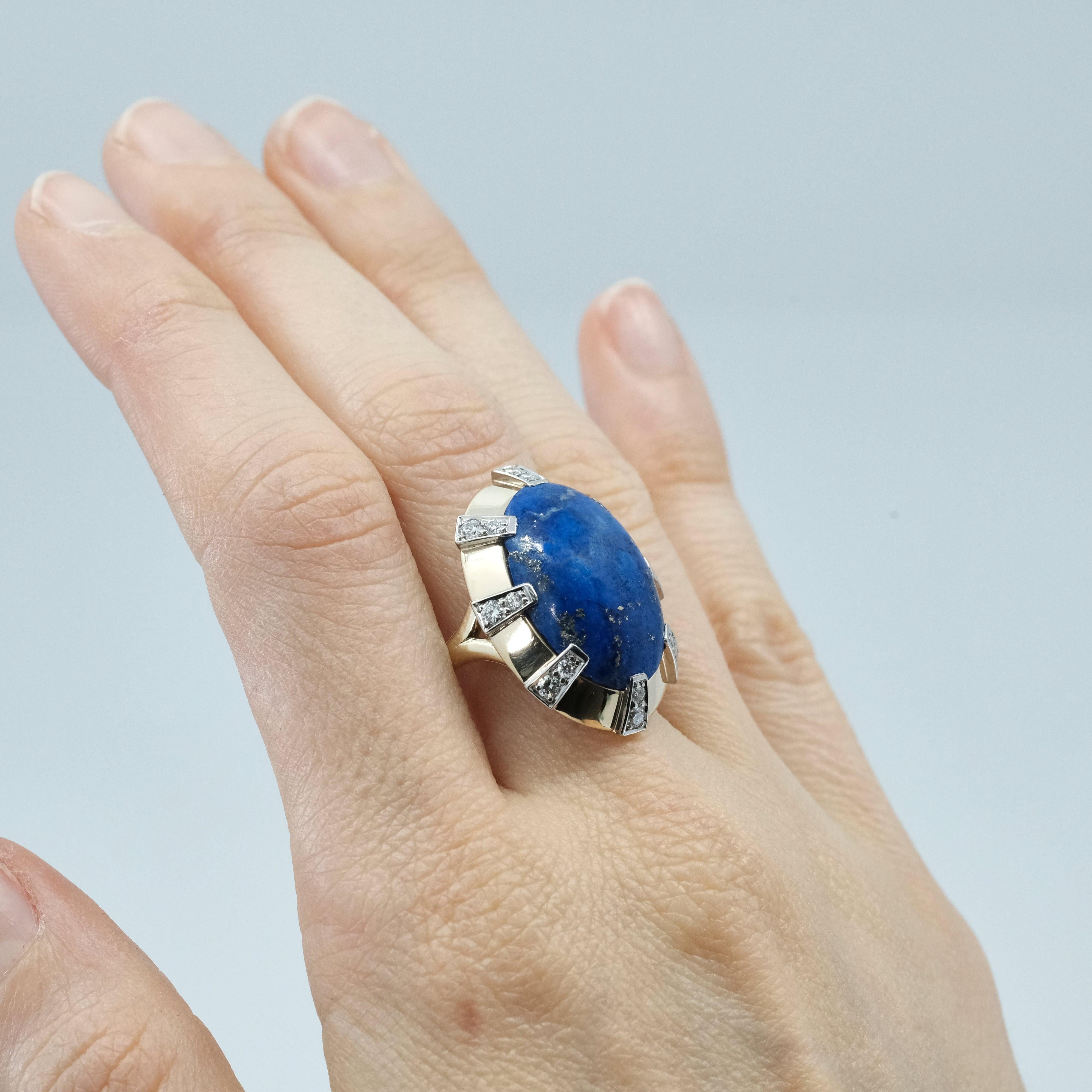 Women's or Men's BUNDA 9.84ct Lapis Lazuli and 0.43ct Diamonds Ring in 18k yellow gold For Sale