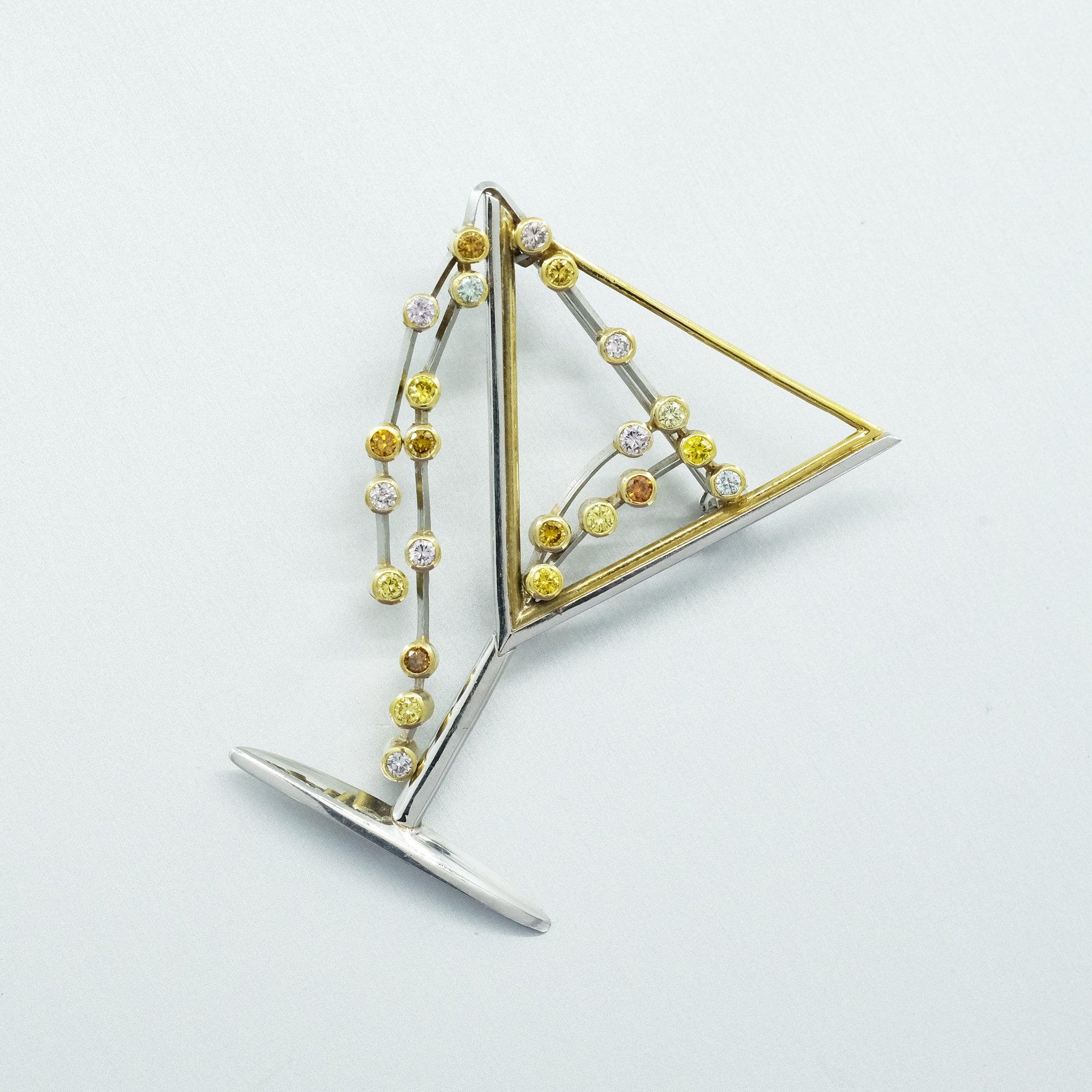 BUNDA Argyle Fancy Coloured Diamond 'Martini' Brooch in Platinum and 18ct gold For Sale 1