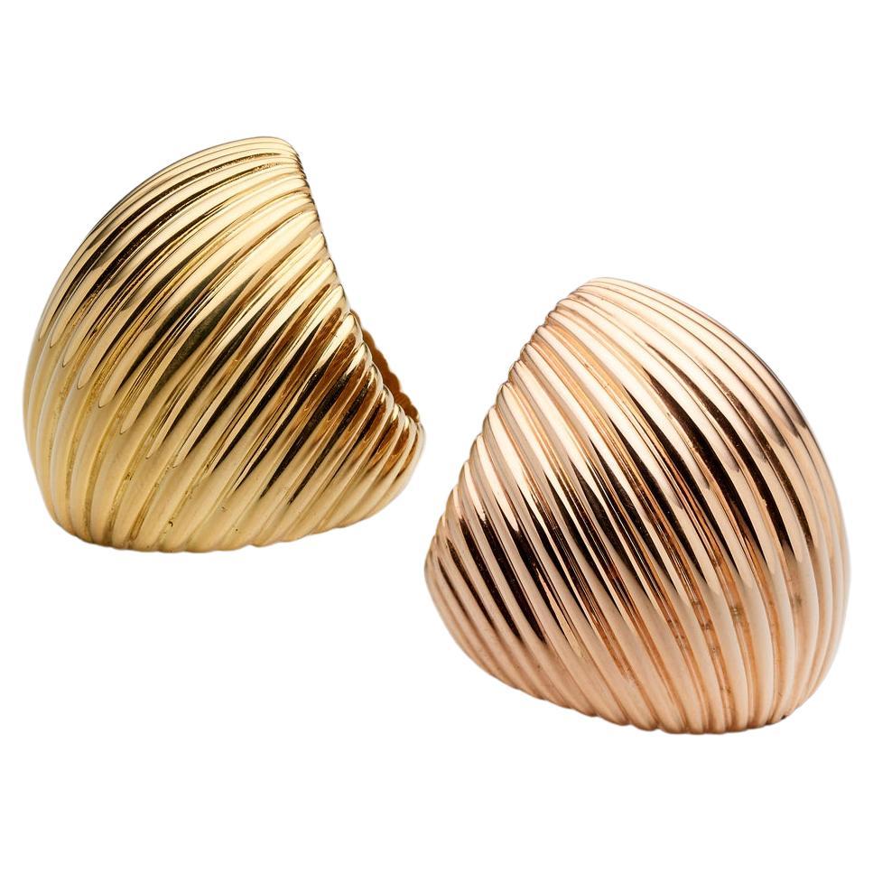 Bunda Bundova 'Bomb' Ring aus 18 Karat Gelbgold im Angebot