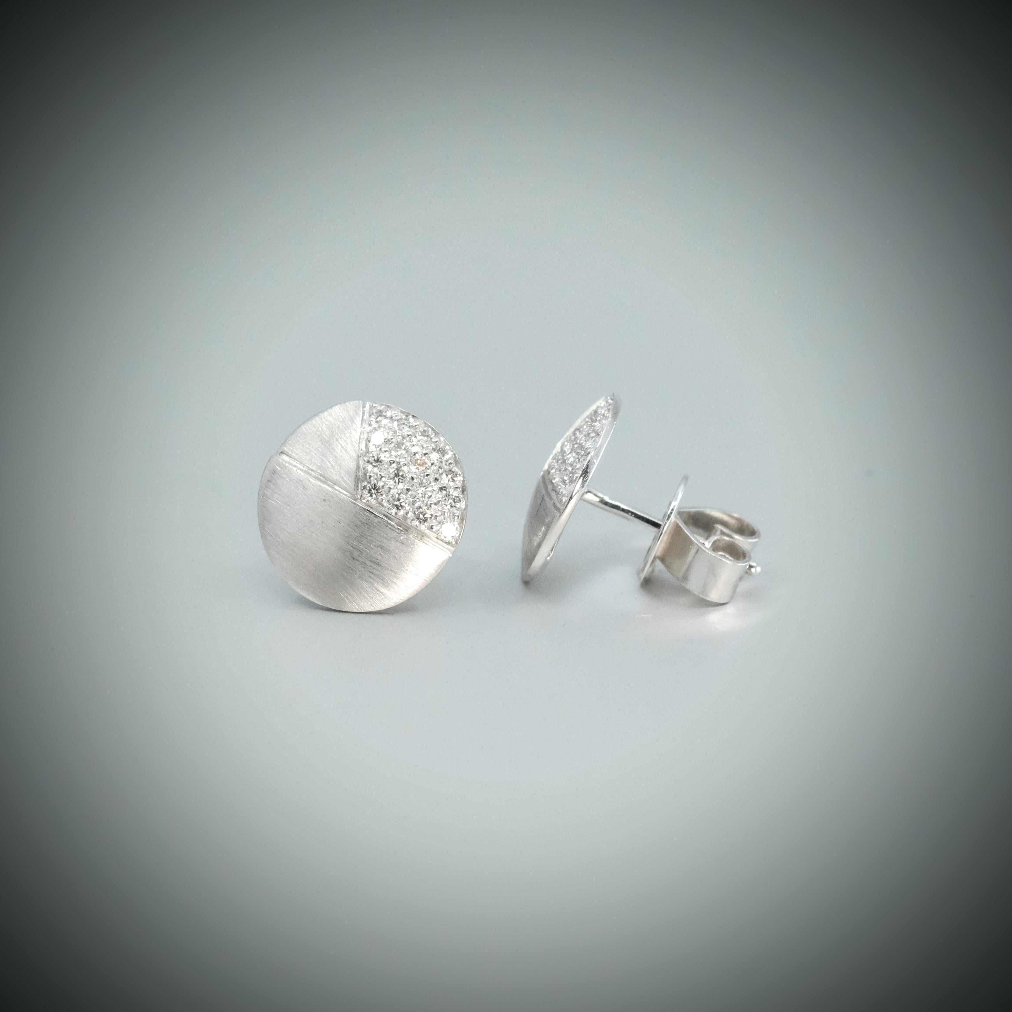 Pendientes BUNDA Disco 0,30 ct Diamante, oro blanco 18k. en Nuevo estado para la venta en SYDNEY, AU