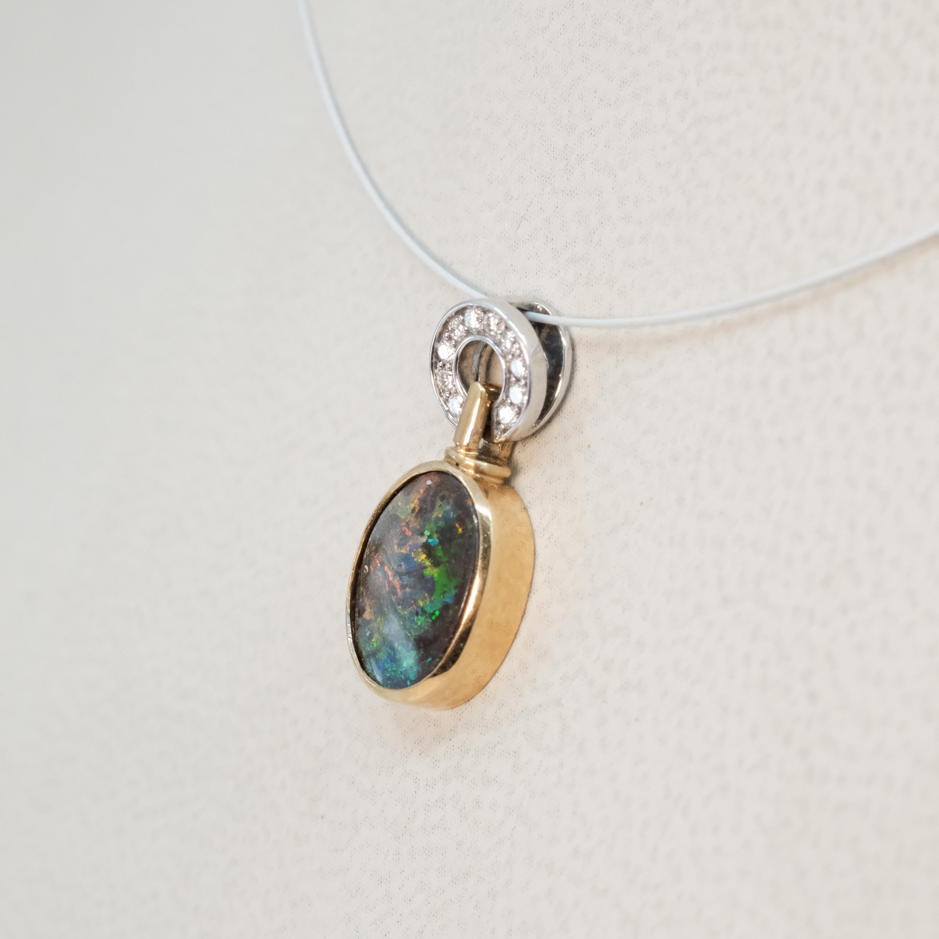 BUNDA 'Hollywood' Opal Pendant, 2.41ct Opal, 0.09ct Diamonds, 18k gold In New Condition For Sale In SYDNEY, AU