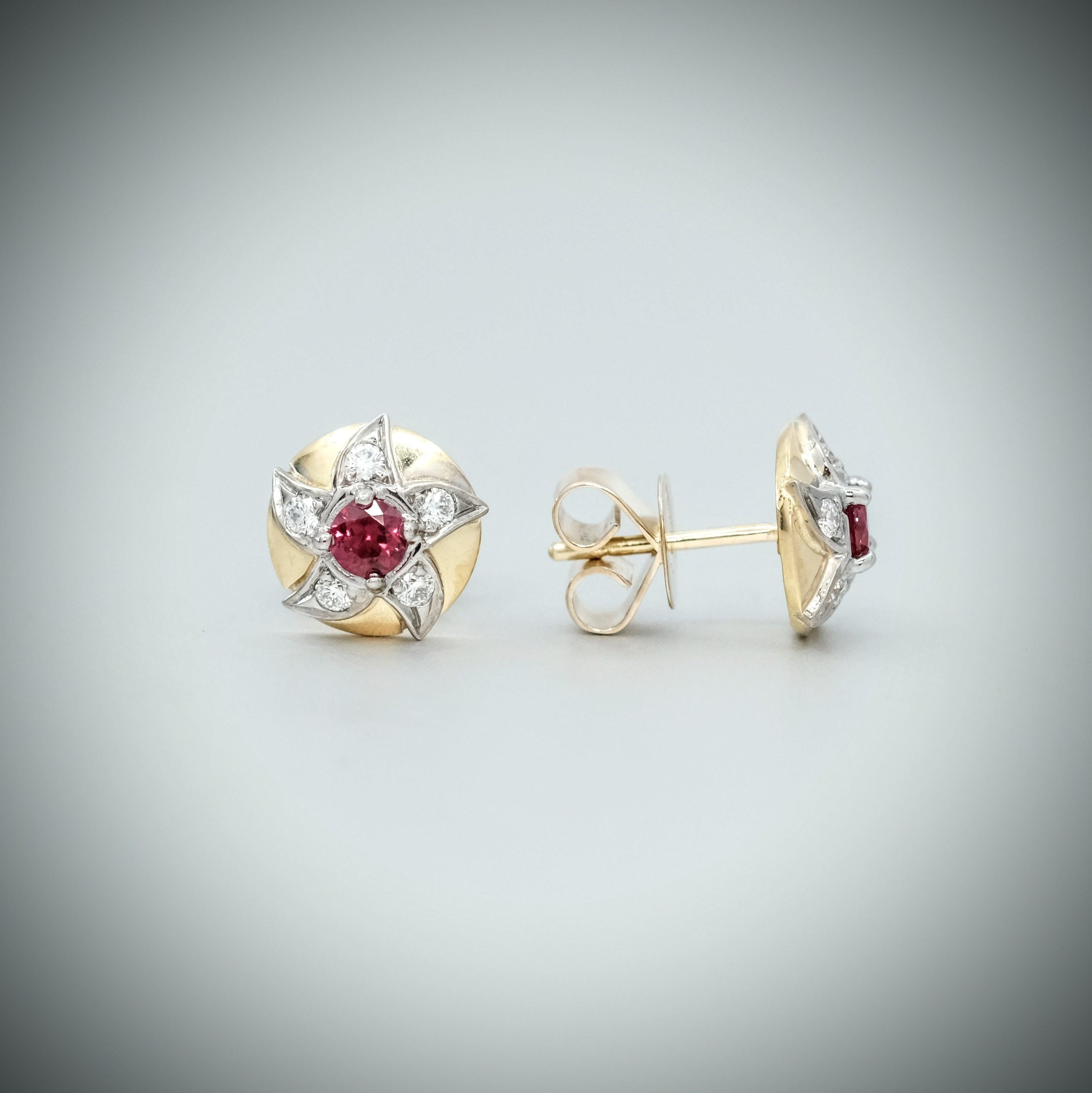 Round Cut BUNDA Lyra 0.37ct Rubies and 0.30ct Diamonds earrings in 18k gold For Sale