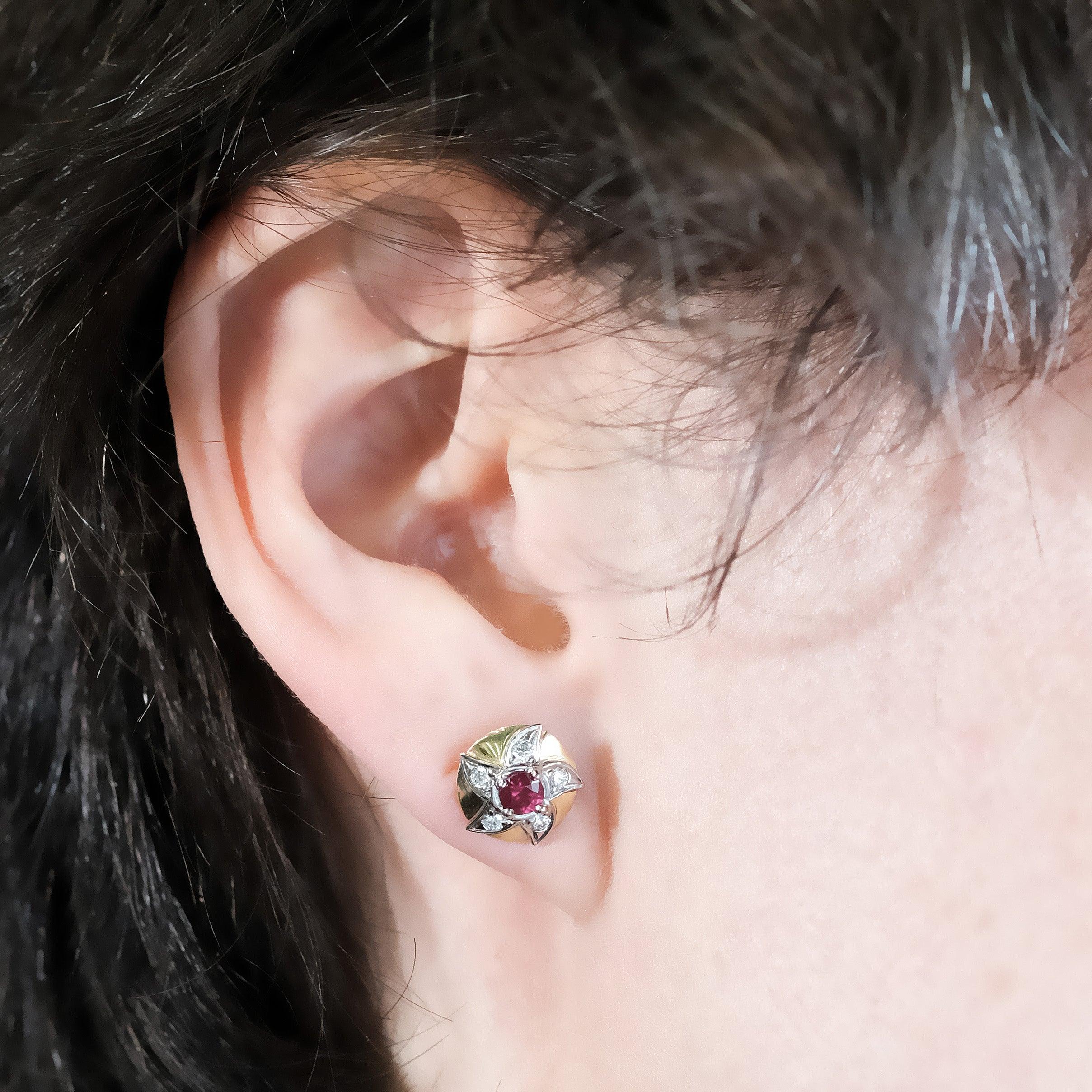 BUNDA Lyra 0.37ct Rubies and 0.30ct Diamonds earrings in 18k gold For Sale 1