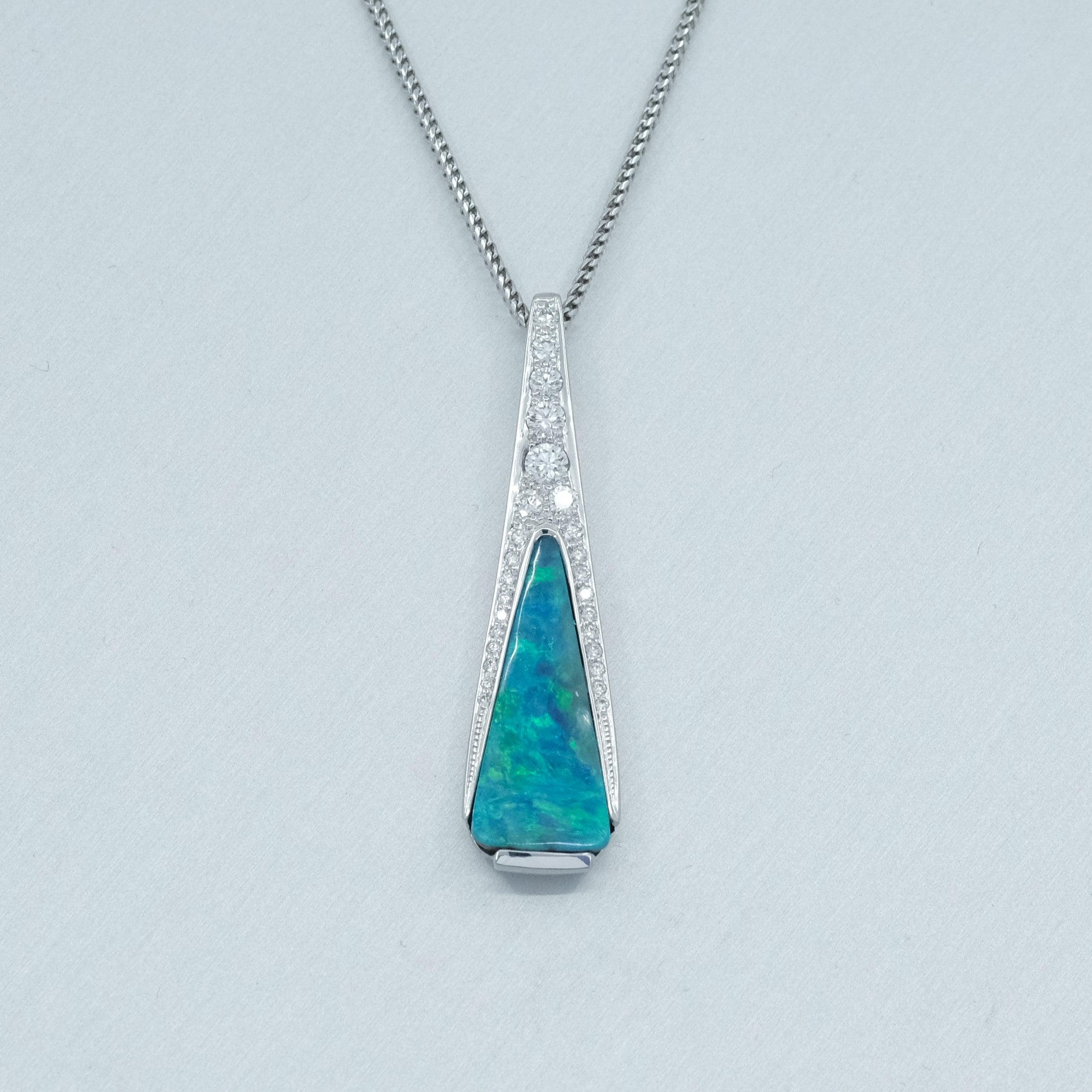 BUNDA Opal and Diamond Pendant in 18k white gold In New Condition For Sale In SYDNEY, AU
