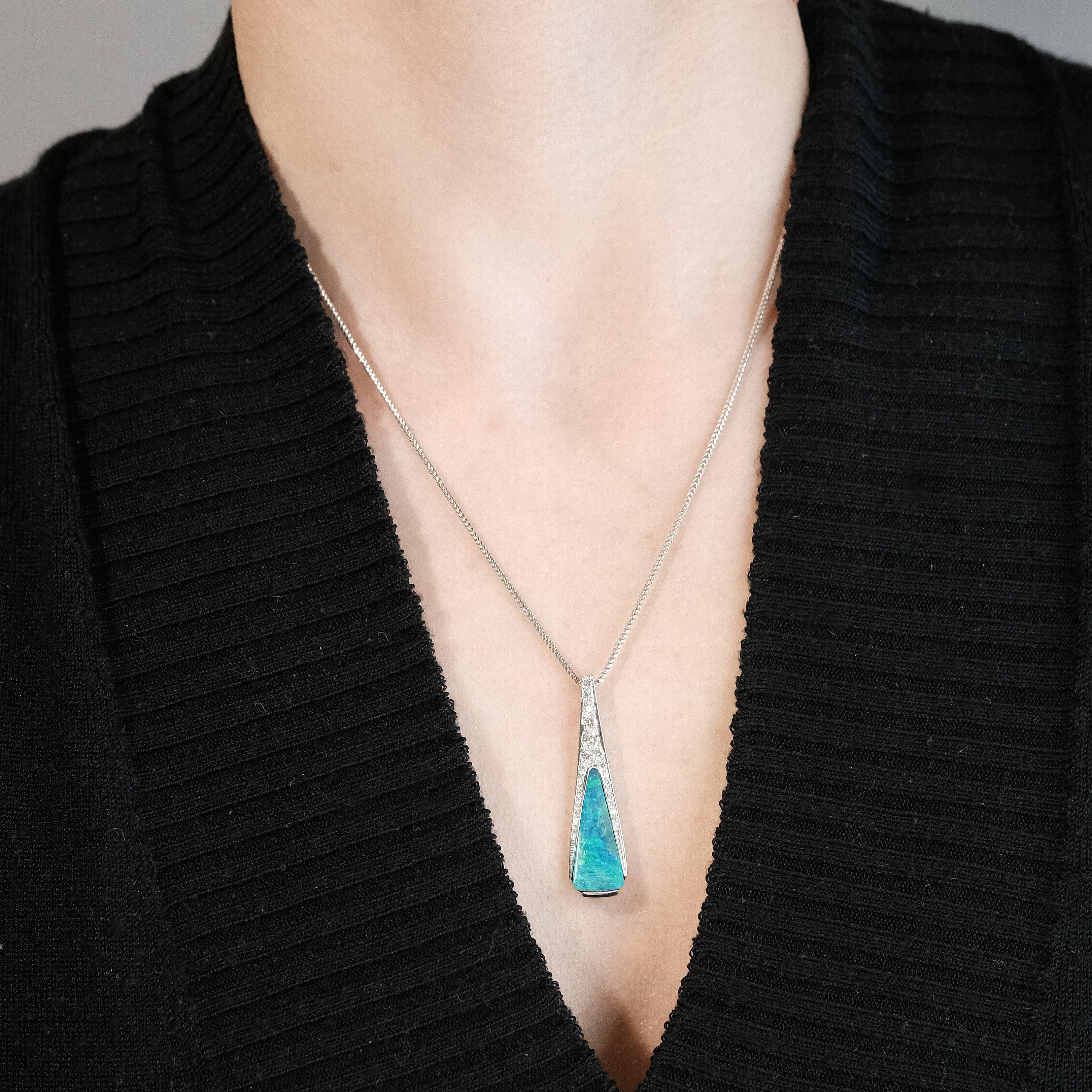 BUNDA Opal and Diamond Pendant in 18k white gold For Sale 2