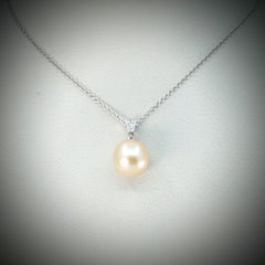 Bunda 'Russe' 10.5mm South Sea Pearl and Diamonds Pendant in 18k white gold