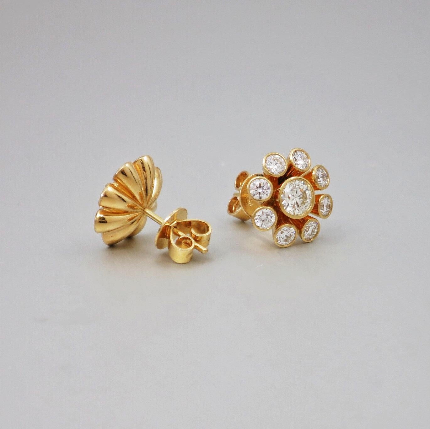 BUNDA seren Diamond Stud Earrings, total weight 1.56ct, 18k yellow gold In New Condition For Sale In SYDNEY, AU