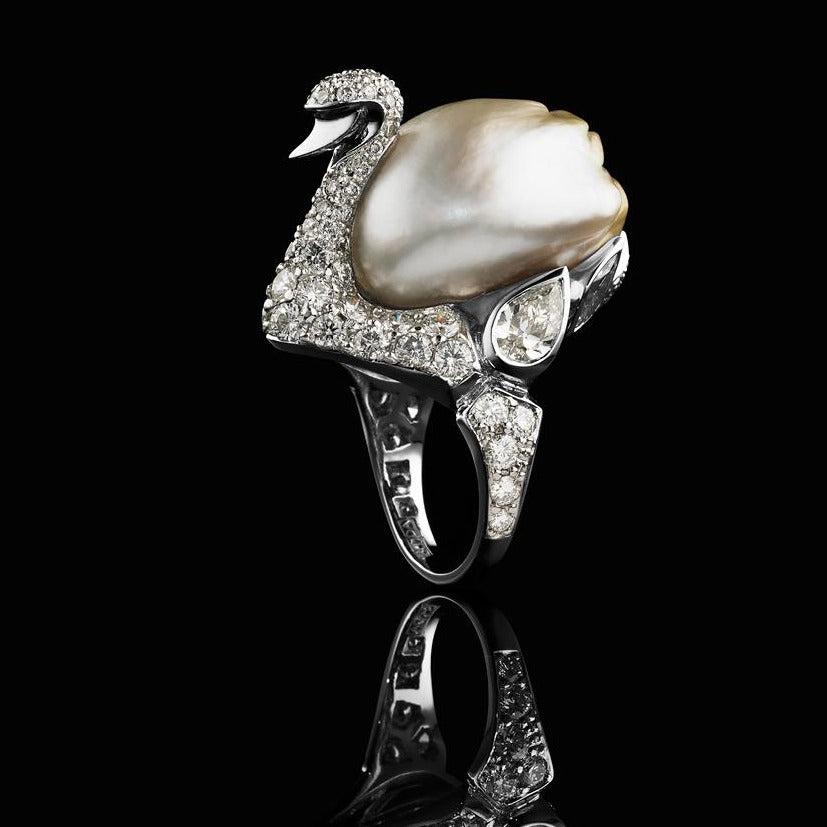 Round Cut BUNDA South Sea Keshi 15.80-21.80mm Pearl and 4.00cts Diamond Ring in Platinum For Sale
