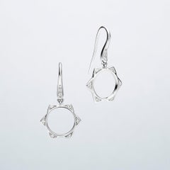 BUNDA Star Diamond Earrings in 18k white gold