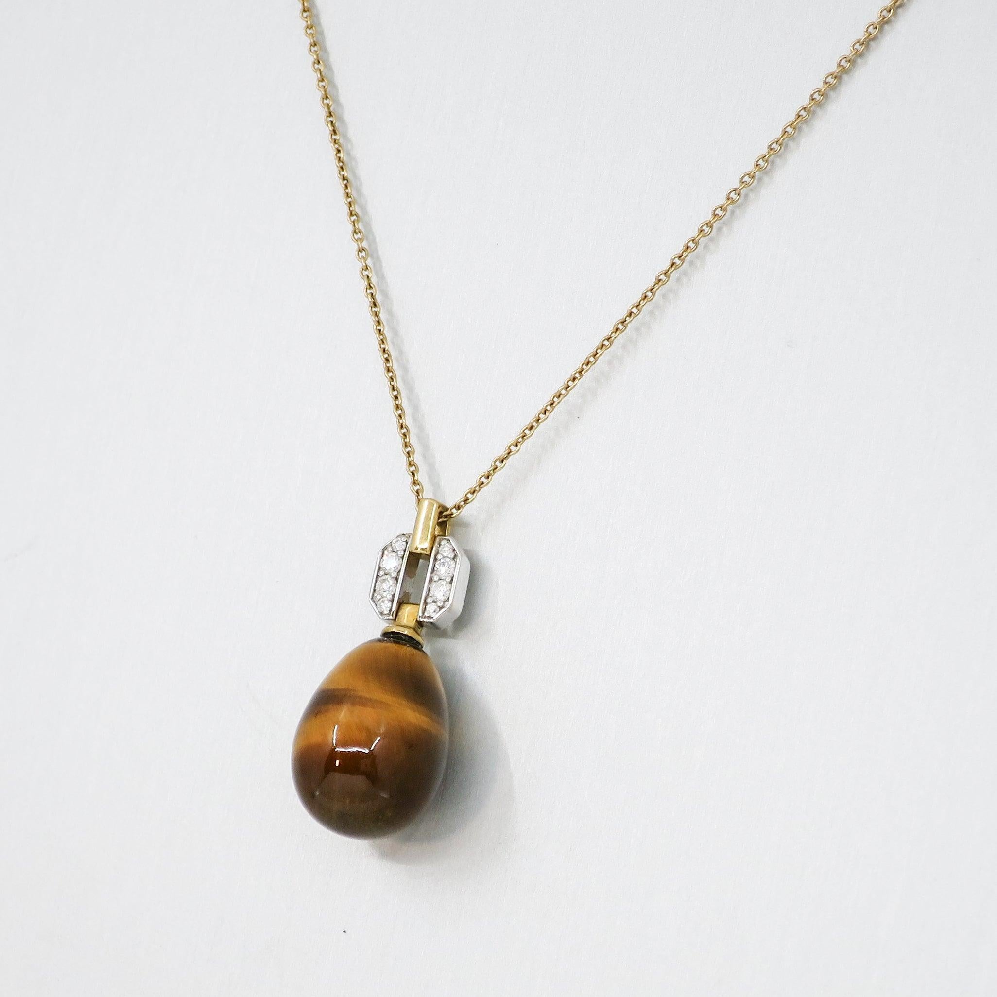 Round Cut BUNDA Tiger's Eye and Diamond pendant on 18k yellow and white gold For Sale