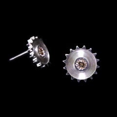 Pendientes BUNDA 'Rueda dentada transmoto' 0,15 ct diamante coñac