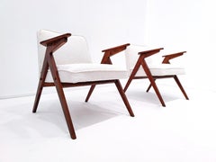 Fauteuils Bunny 300-177 de Jzef Chierowski, bois et tissu blanc Annes 1960