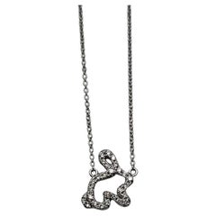 Bunny Kaninchensymbol Diamant-Halskette mit Anhänger aus 18 Karat Weißgold mit Halo-Fassung