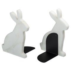 ensemble de serre-livres "Bunny" en marbre blanc de Carrare en forme de lapin