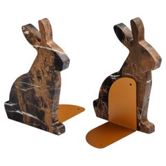 ensemble de serre-livres "Bunny" en marbre noir et or en forme de lapin