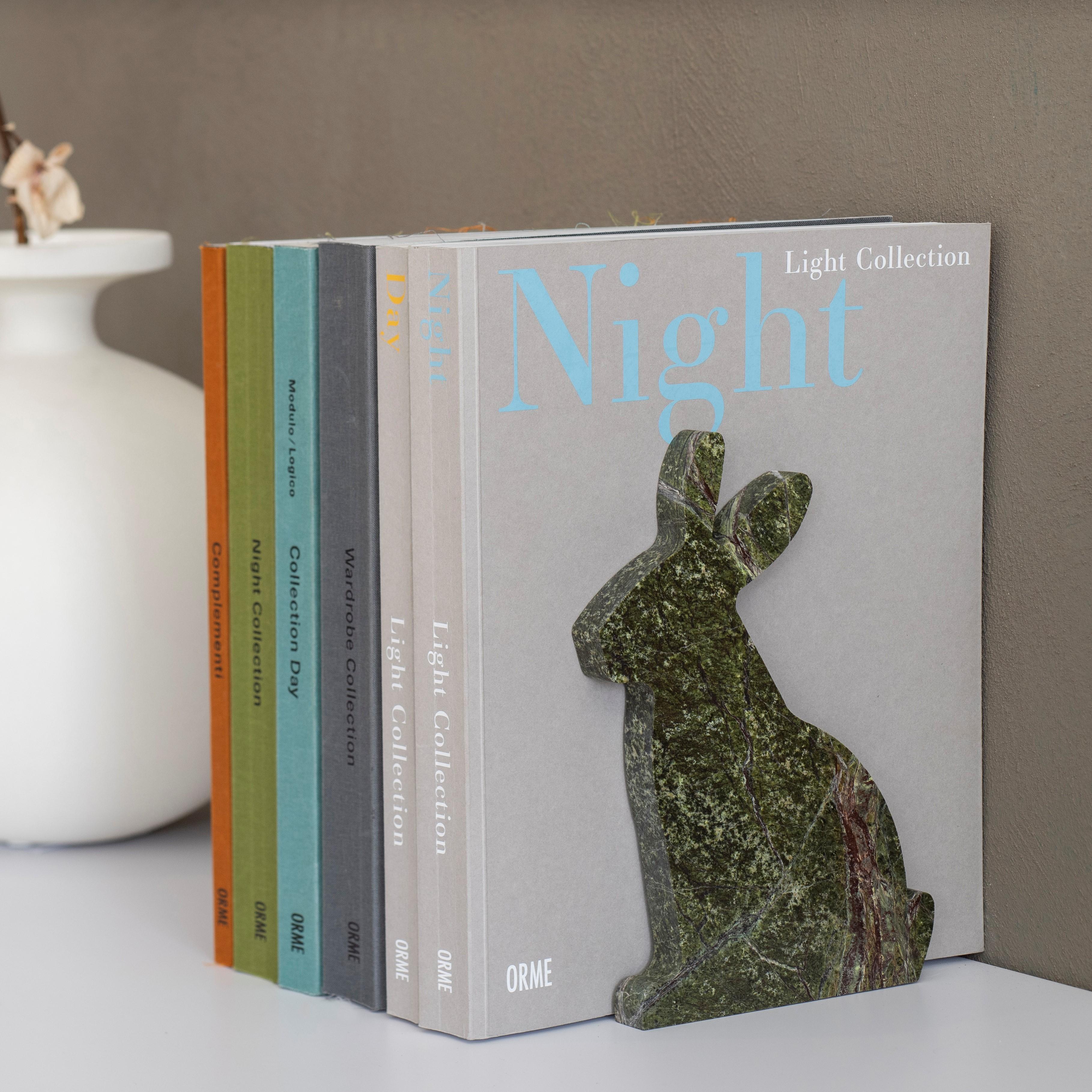 marmor Picasso Grün Buchstützen-Set 'Bunny' (Eisen) im Angebot