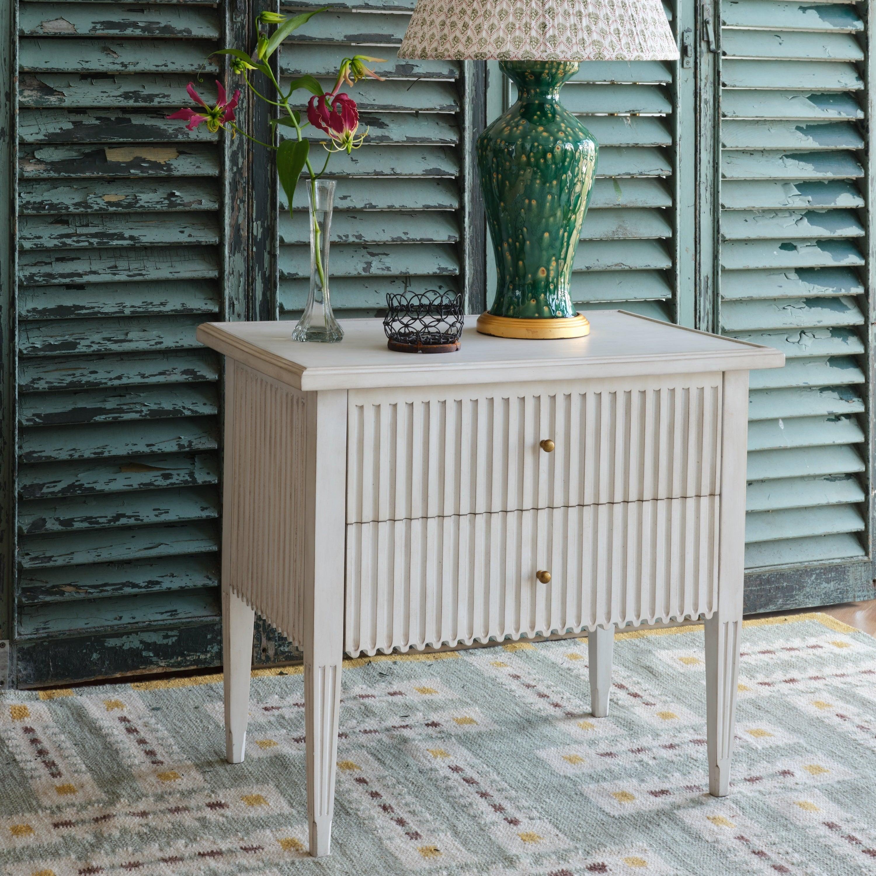 Bunny Williams Home Aldo Kommode im Angebot 2